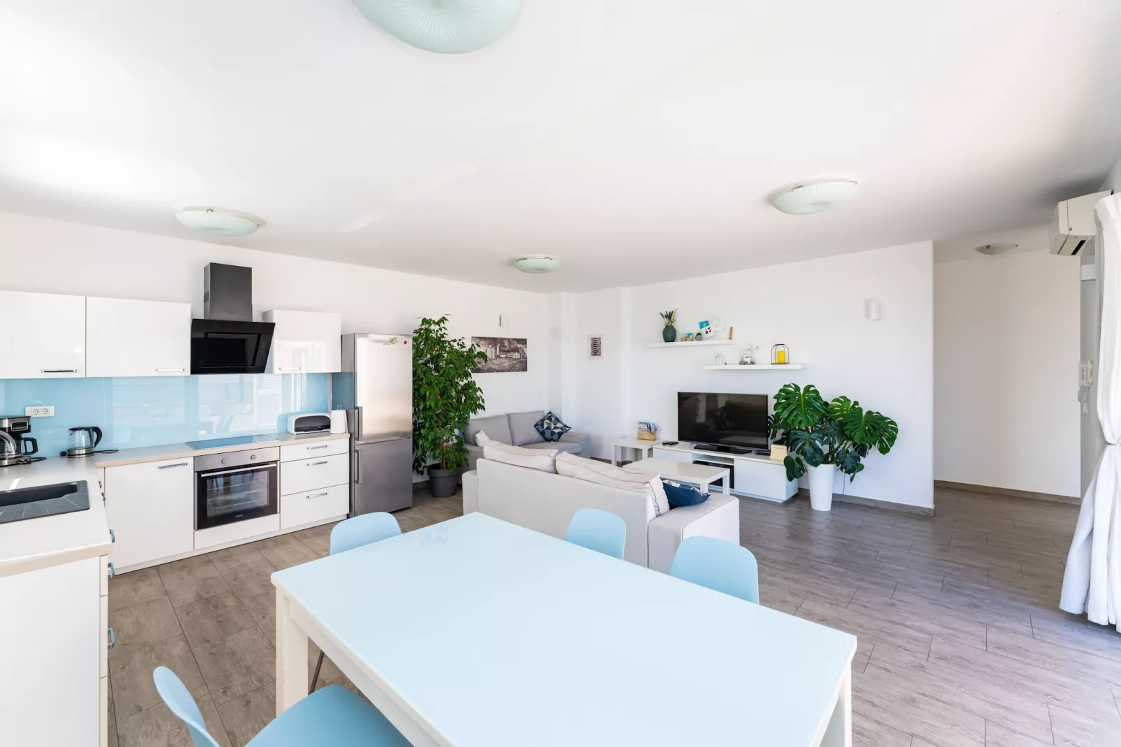 Sea view Villa Anpero-Woonkamer