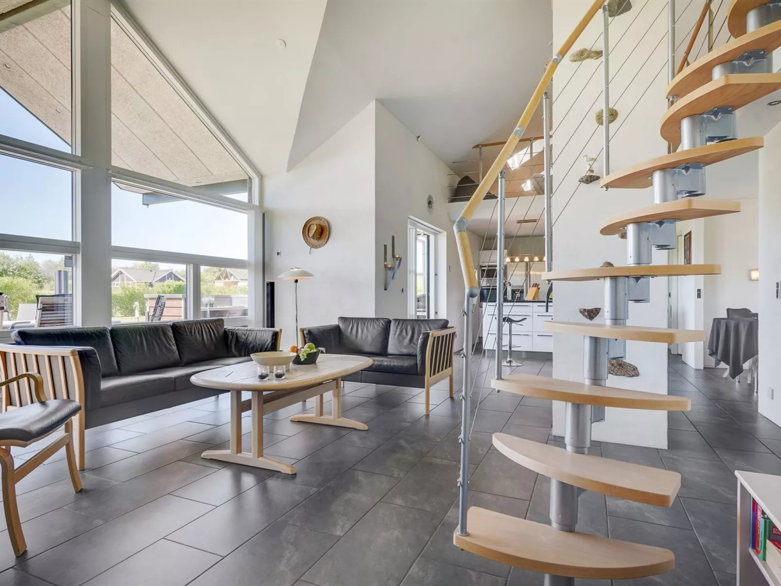 "Hans" - 700m from the sea-Binnen