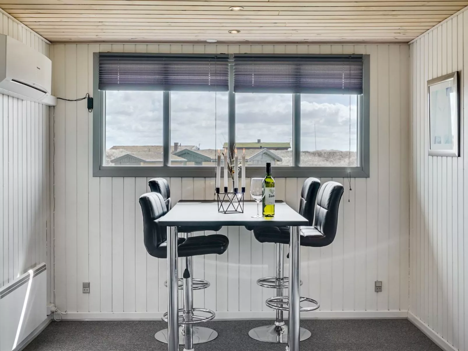 "Anetta" - 200m from the sea-Binnen