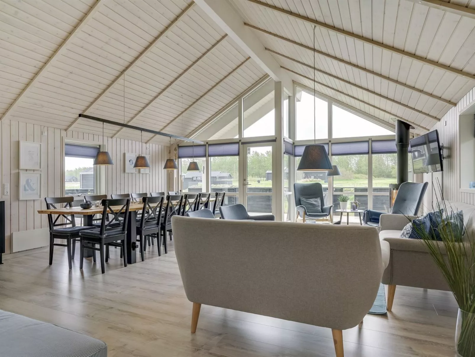 "Ina" - 1.2km from the sea-Binnen