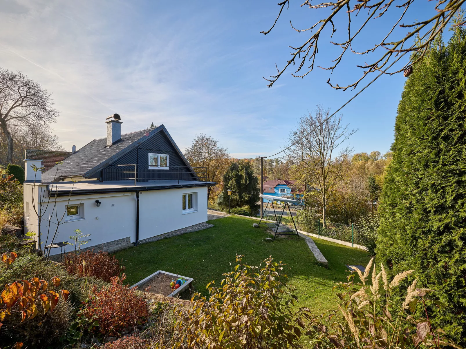 Leisure Lounge & Pool-Buiten