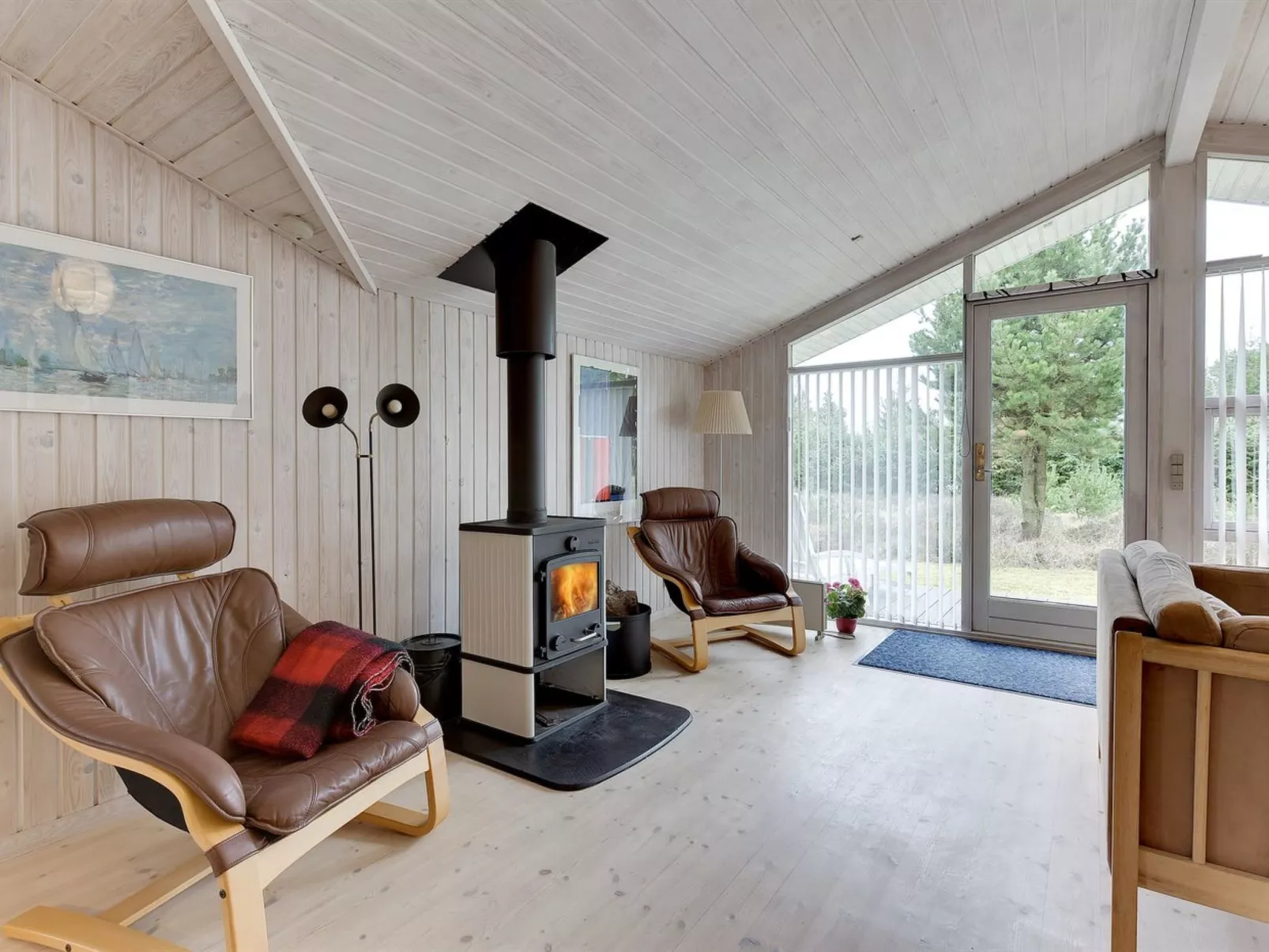 "Ajten" - 150m from the sea-Binnen