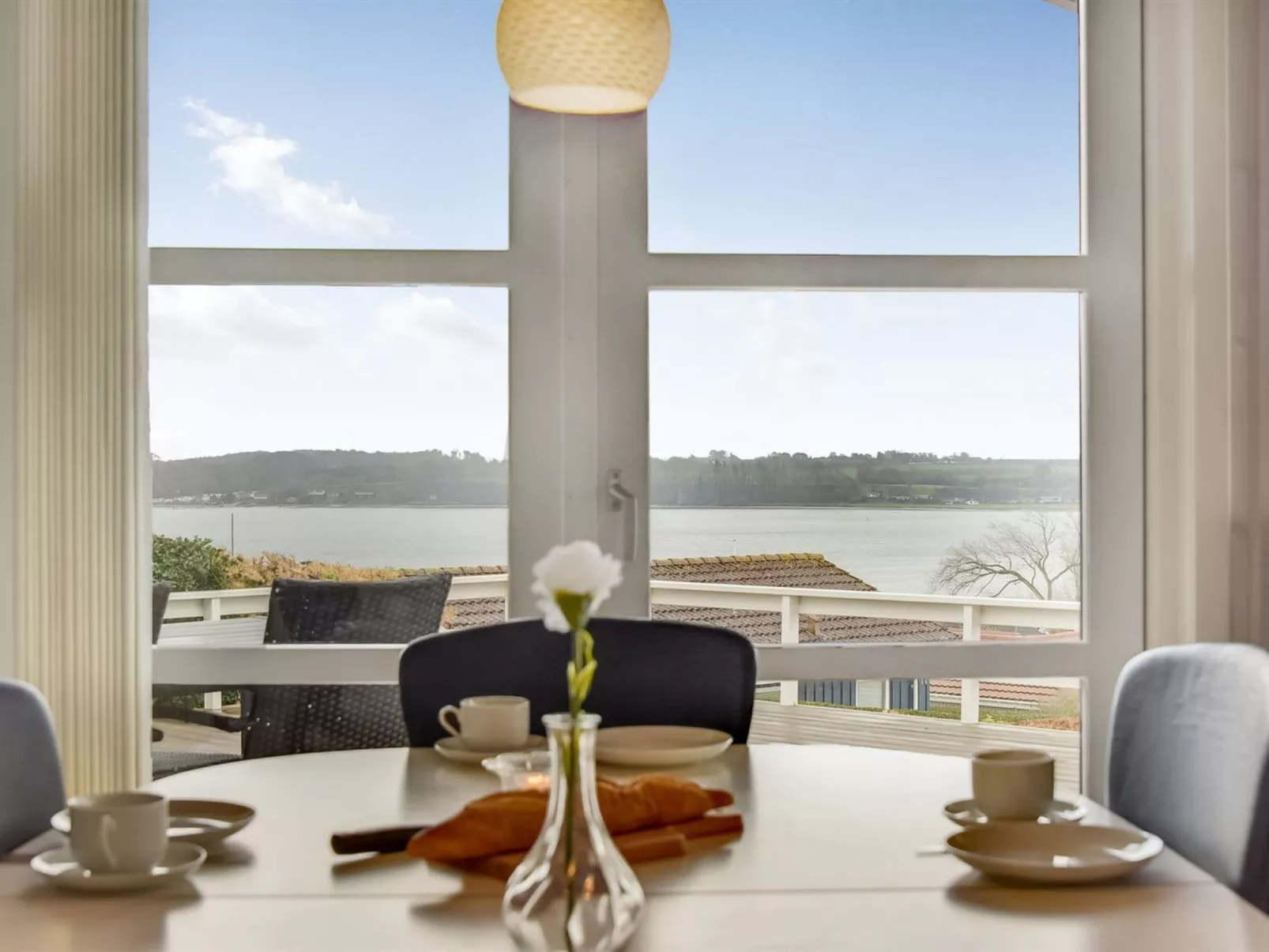 "Maj" - 150m from the sea-Binnen