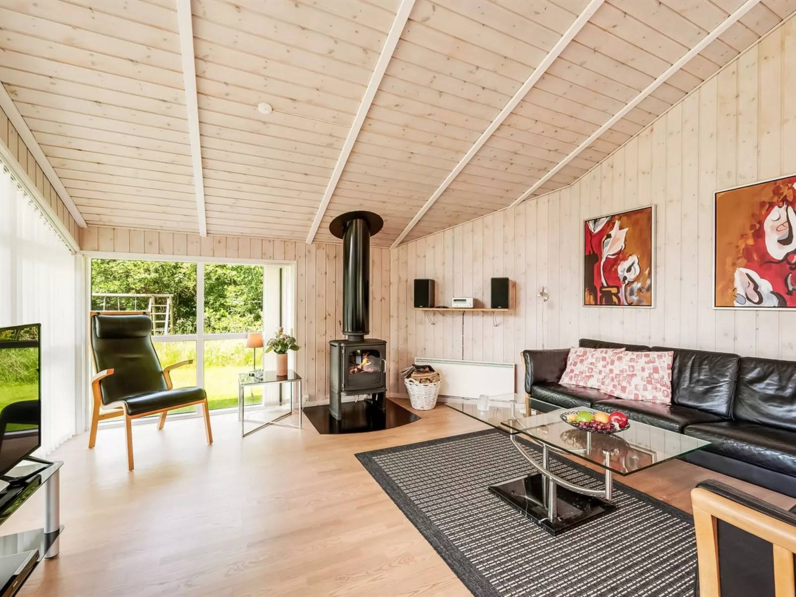 "Karlsefni" - 600m to the fjord-Binnen