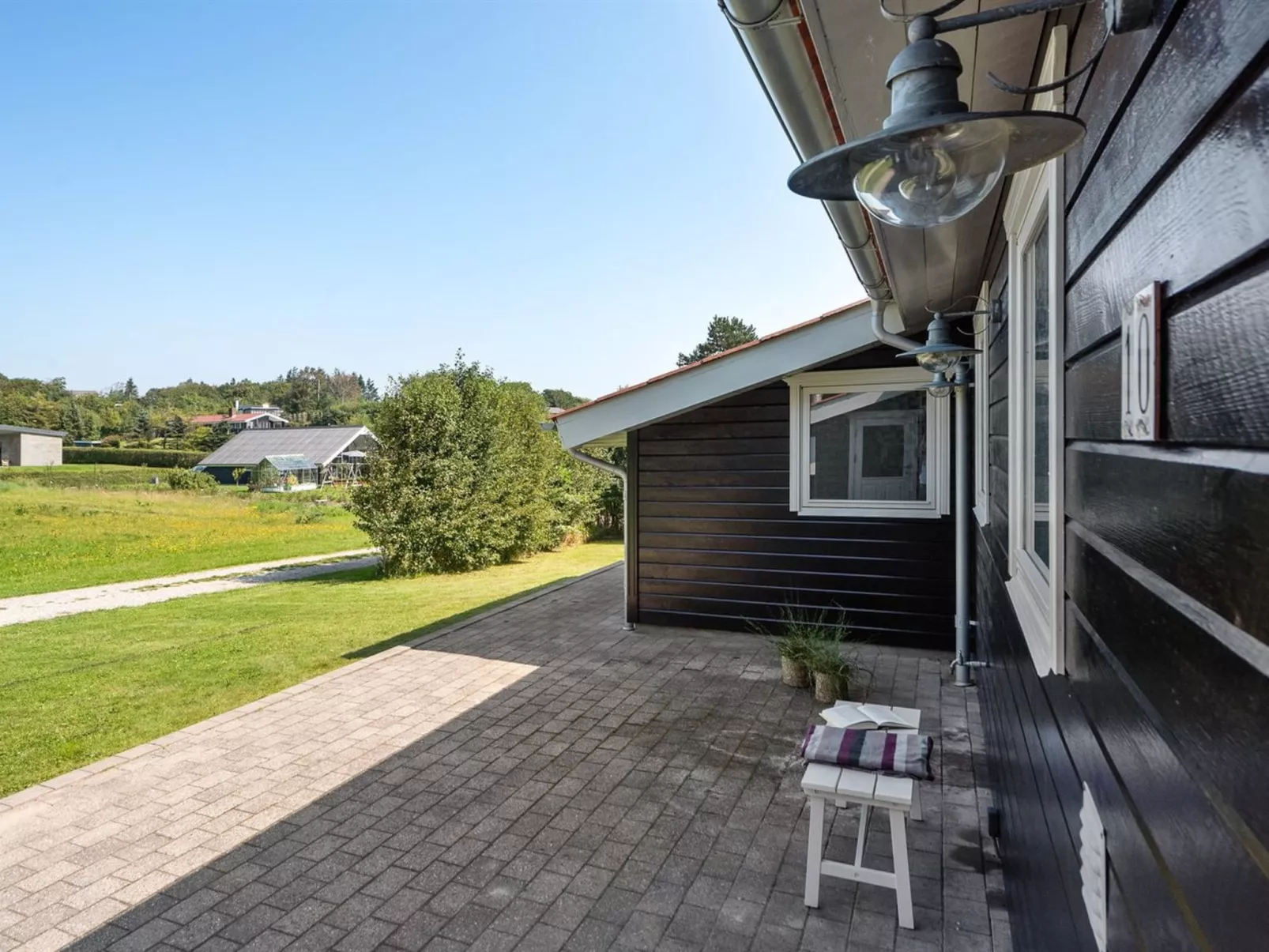 "Kai" - 500m to the fjord-Buiten