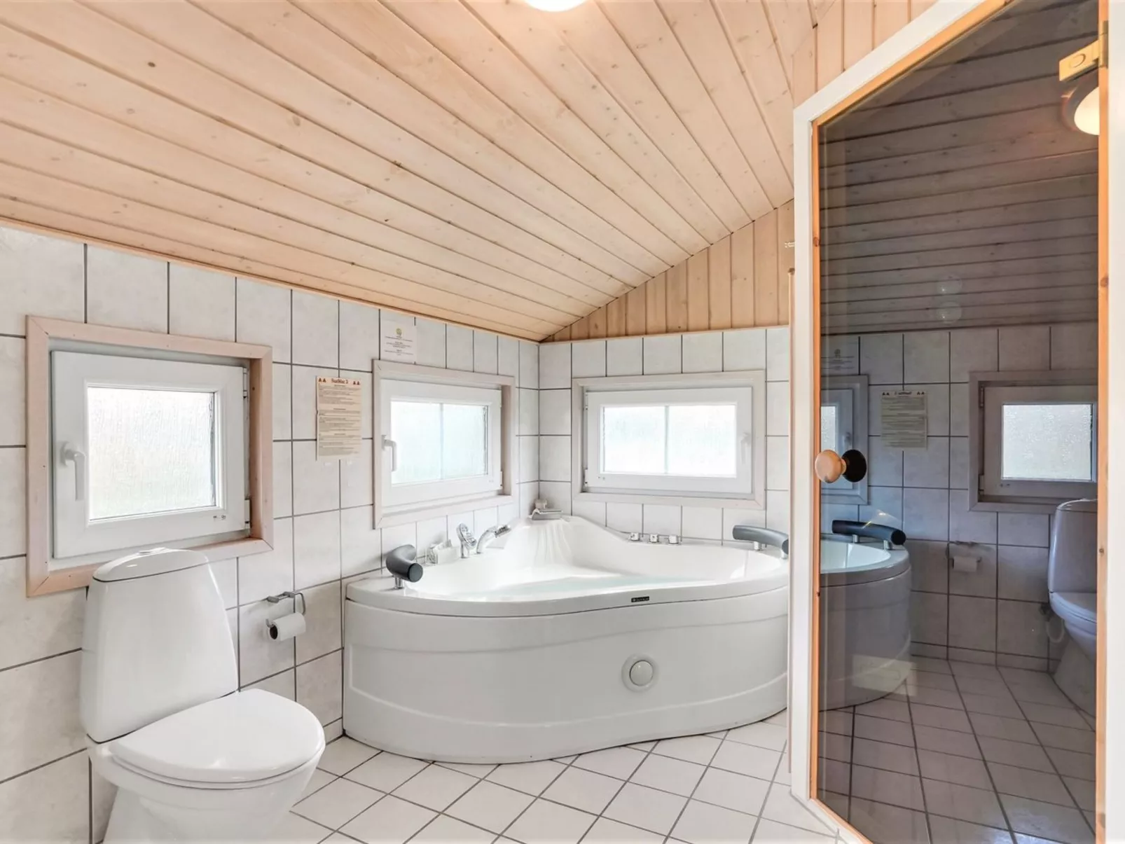 "Shalin" - 1.4km to the fjord-Binnen