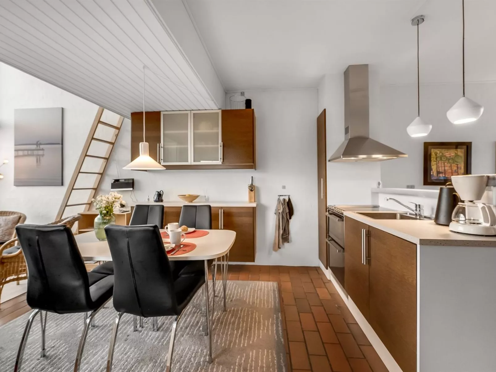 "Alvy" - 100m to the fjord-Binnen