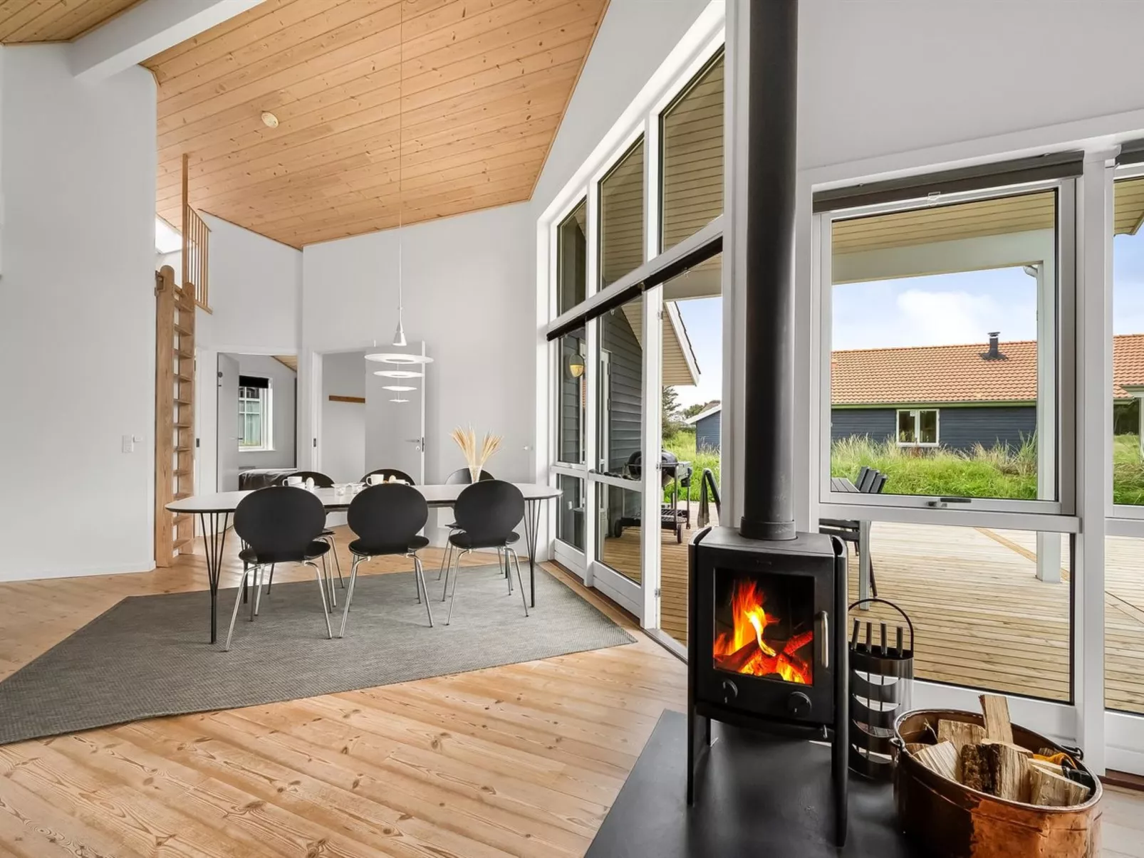 "Sylwia" -  from the sea-Binnen