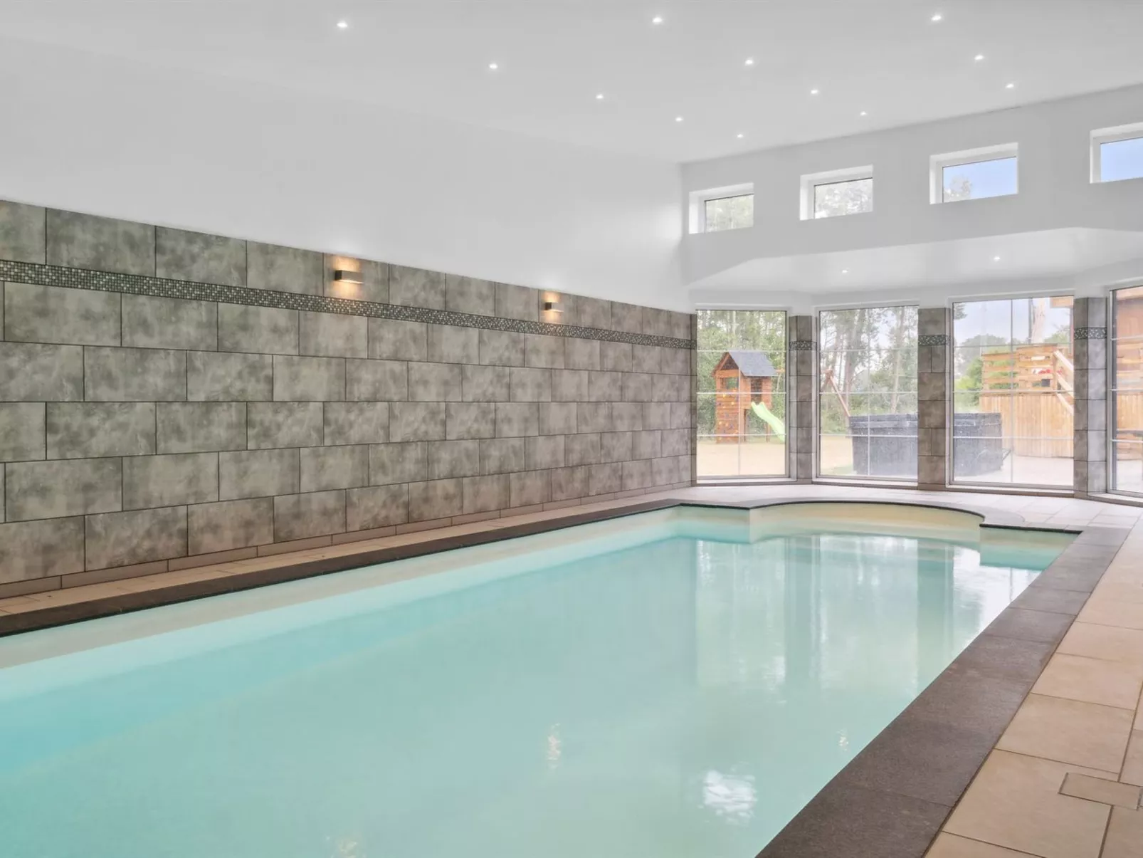 "Bjarka" - 700m from the sea-Buiten