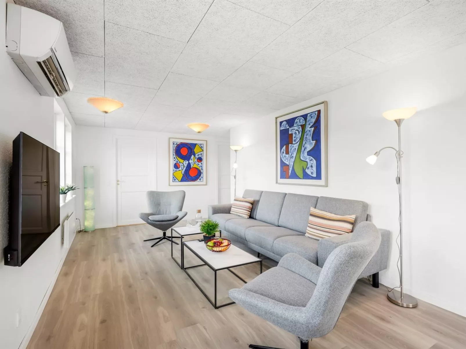 "Torhild" - 700m from the sea-Binnen