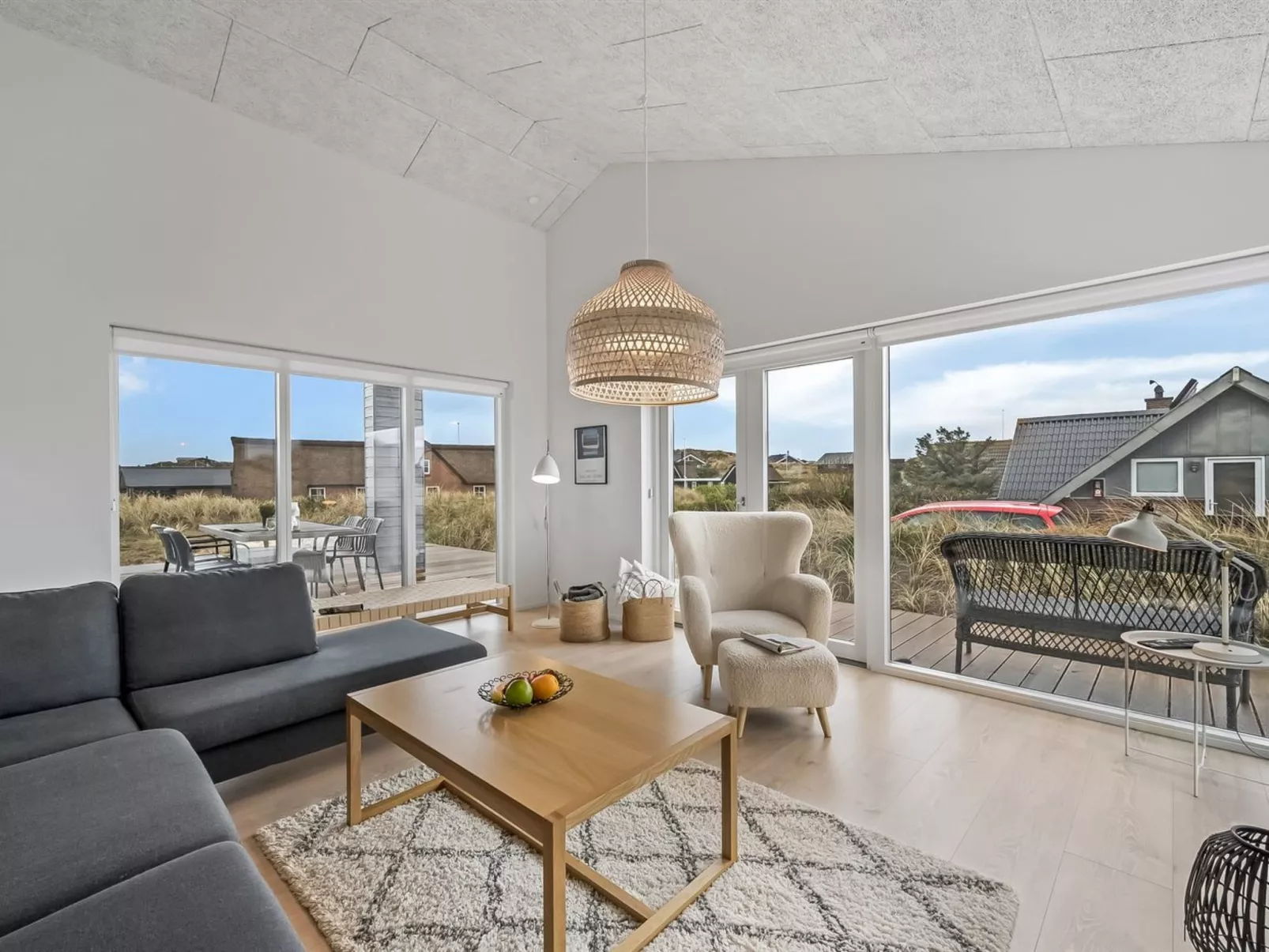 "Chenoa" - 350m from the sea-Binnen