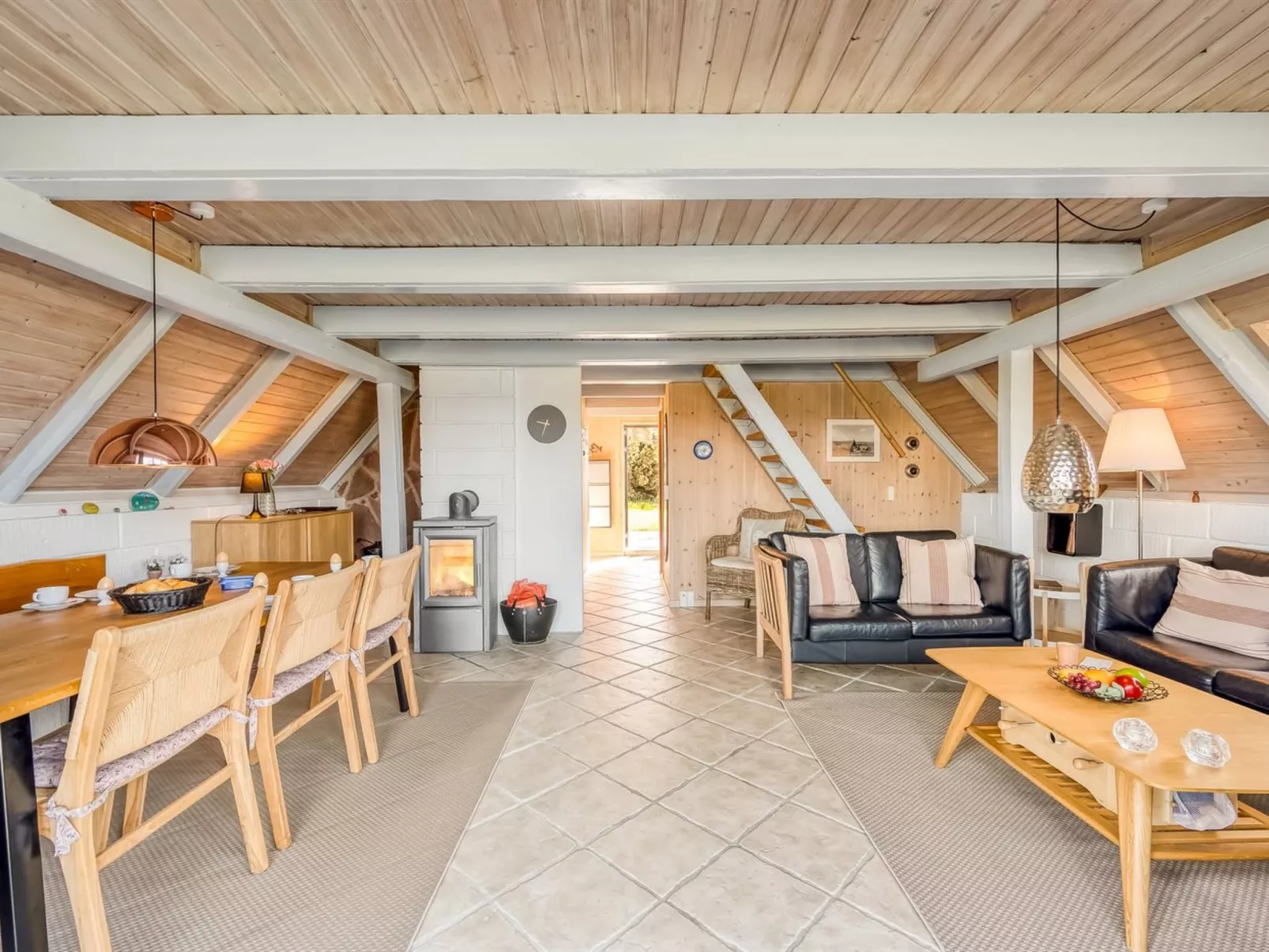 "Arlina" - 600m from the sea-Binnen