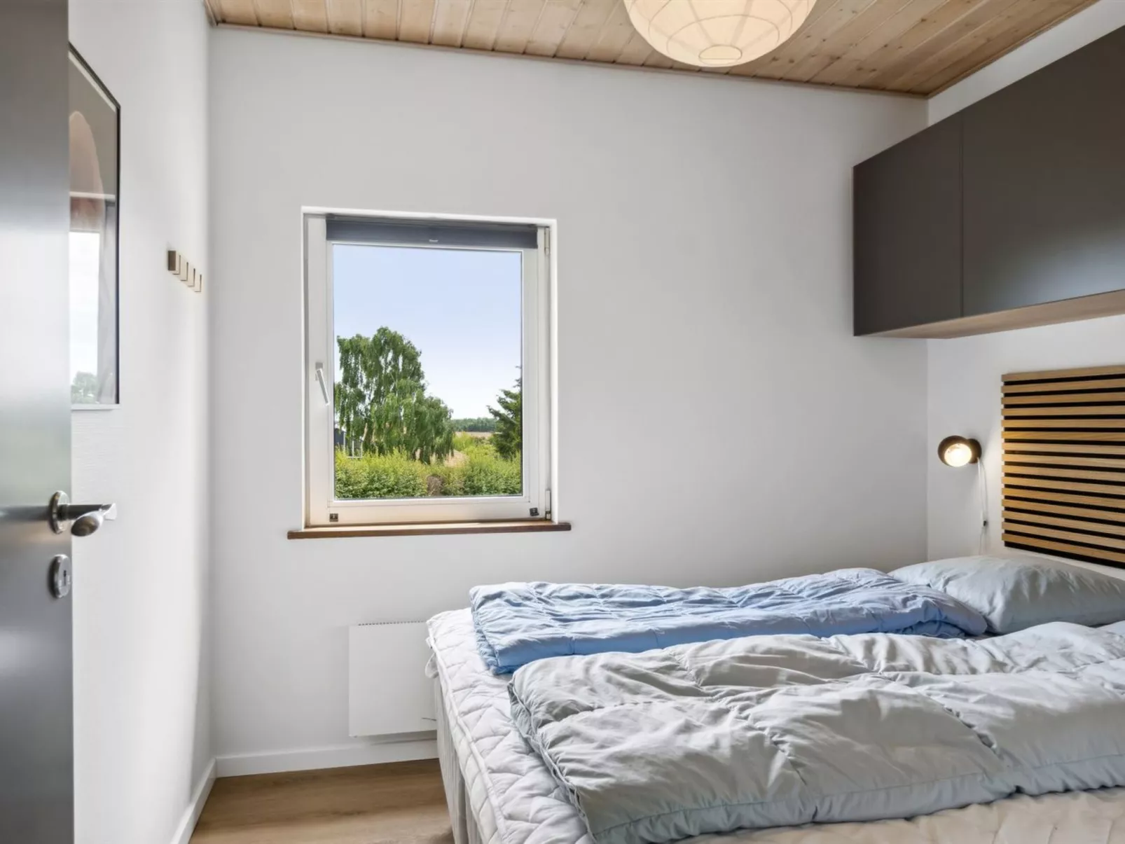 "Svenn" - 300m from the sea-Binnen