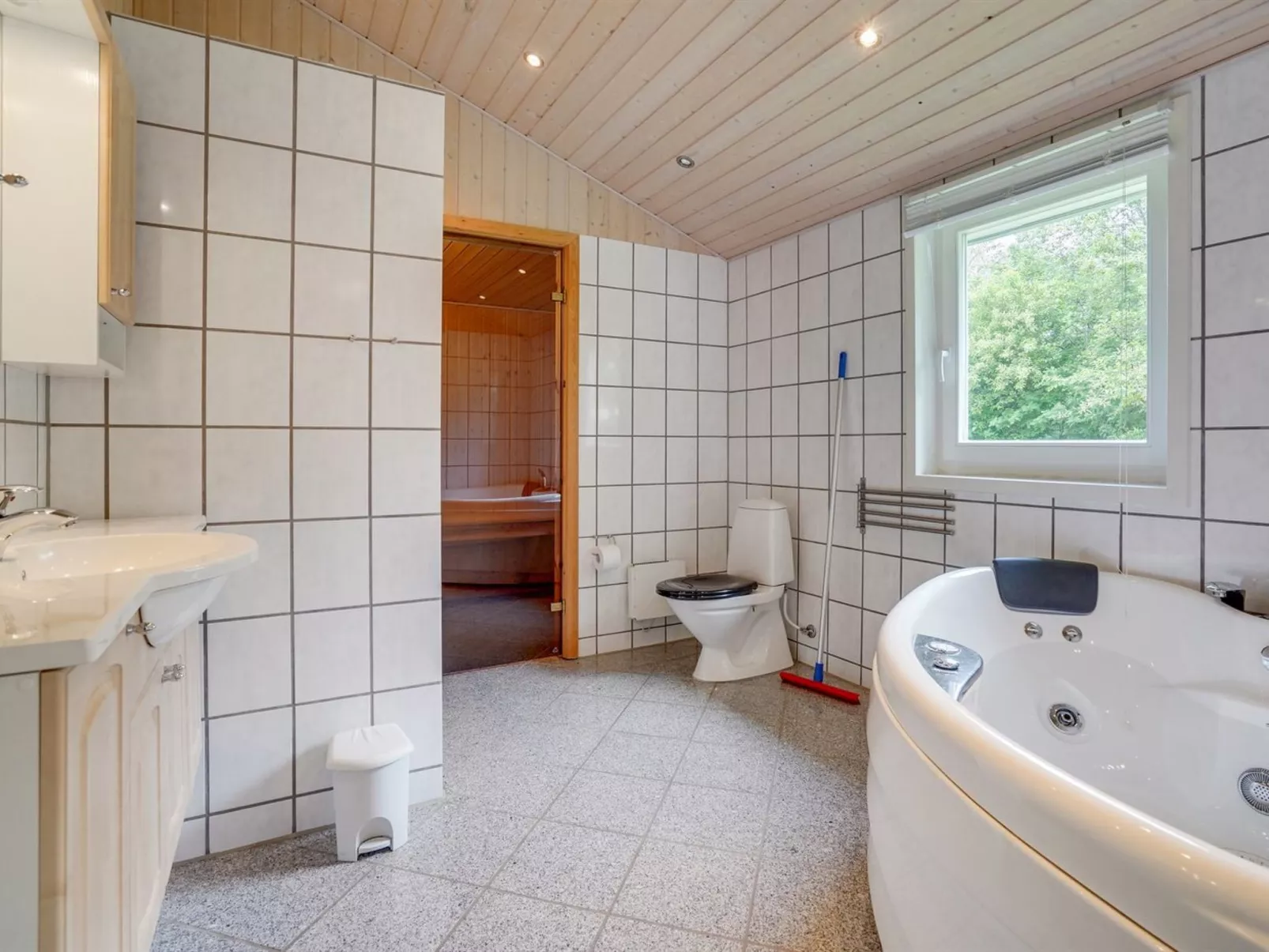 &quot;Anneli&quot;-Binnen