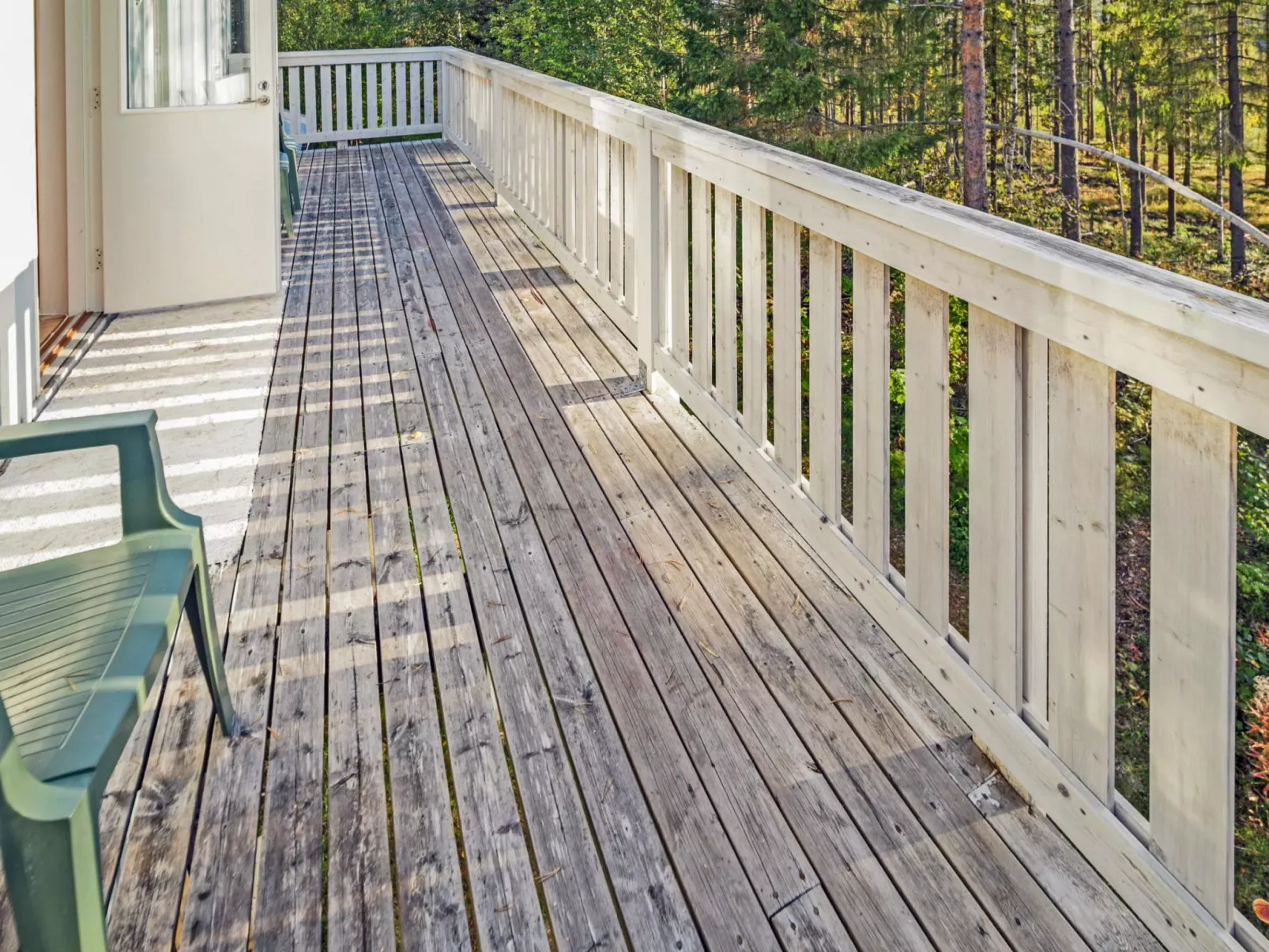 Lövgårdenin lohimaja-Binnen