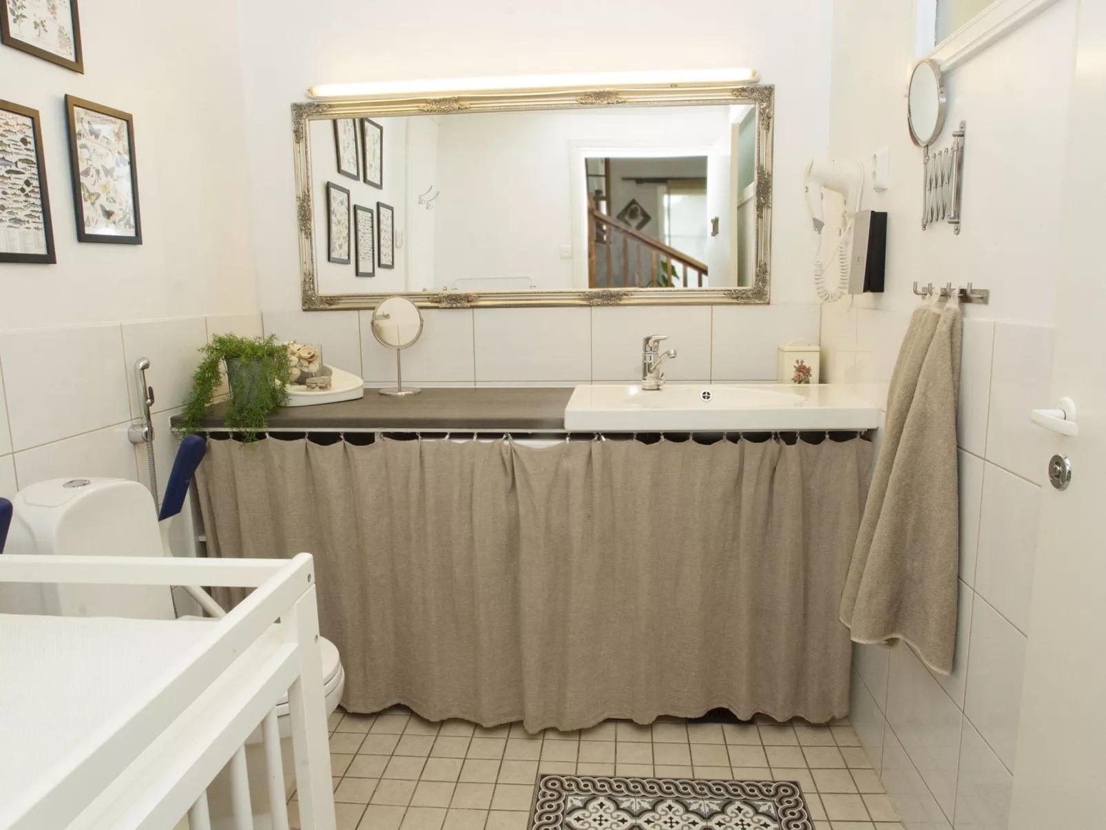 Päätalo, mökkilomat ja perhejuhlat-Binnen