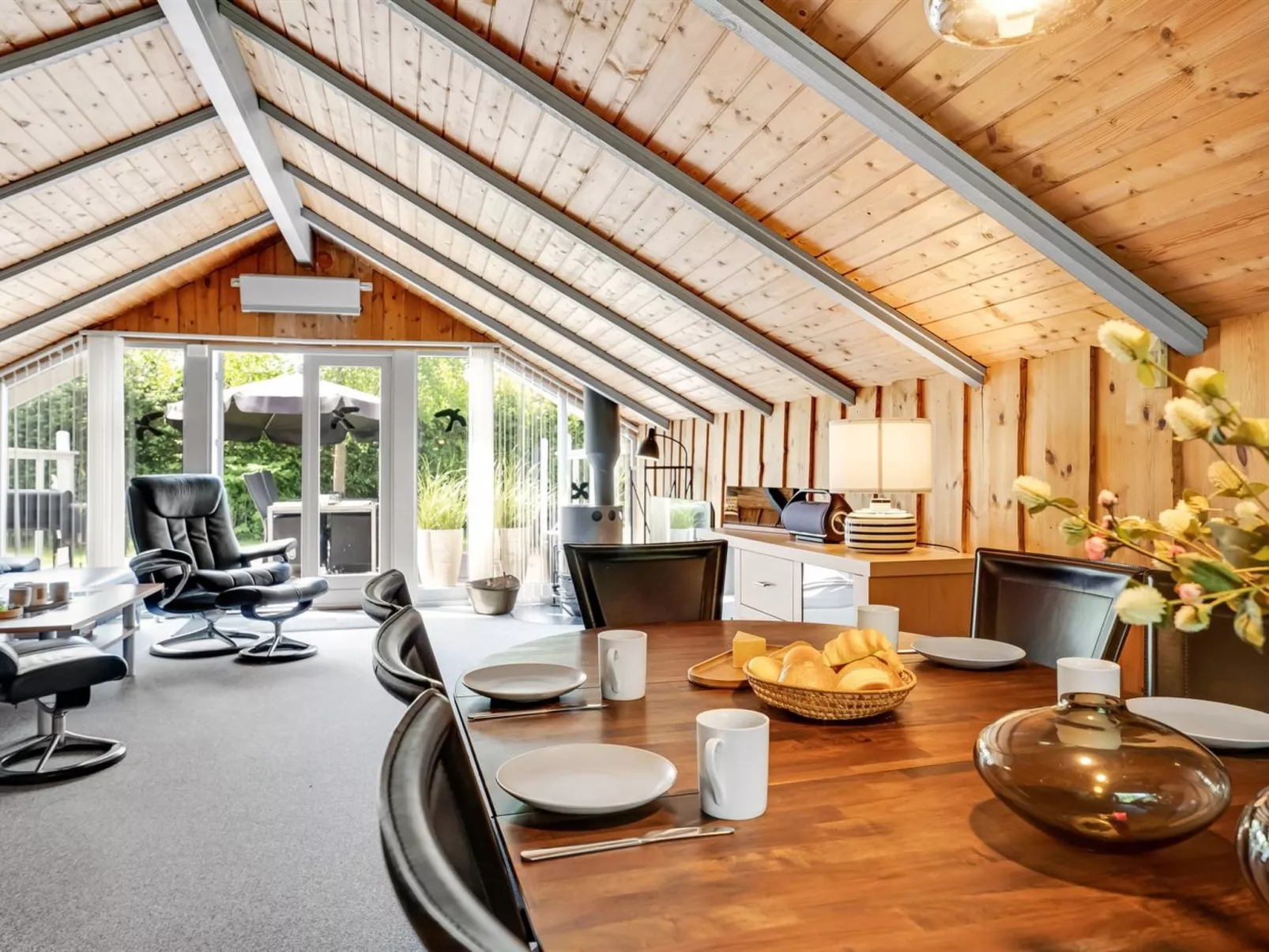 "Rusalina" - 400m from the sea-Binnen