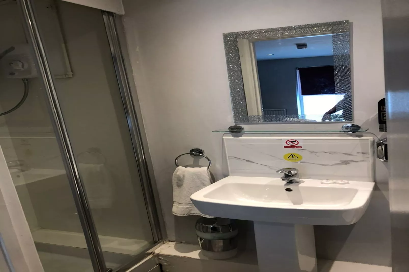 Deluxe Double Room-Badkamer