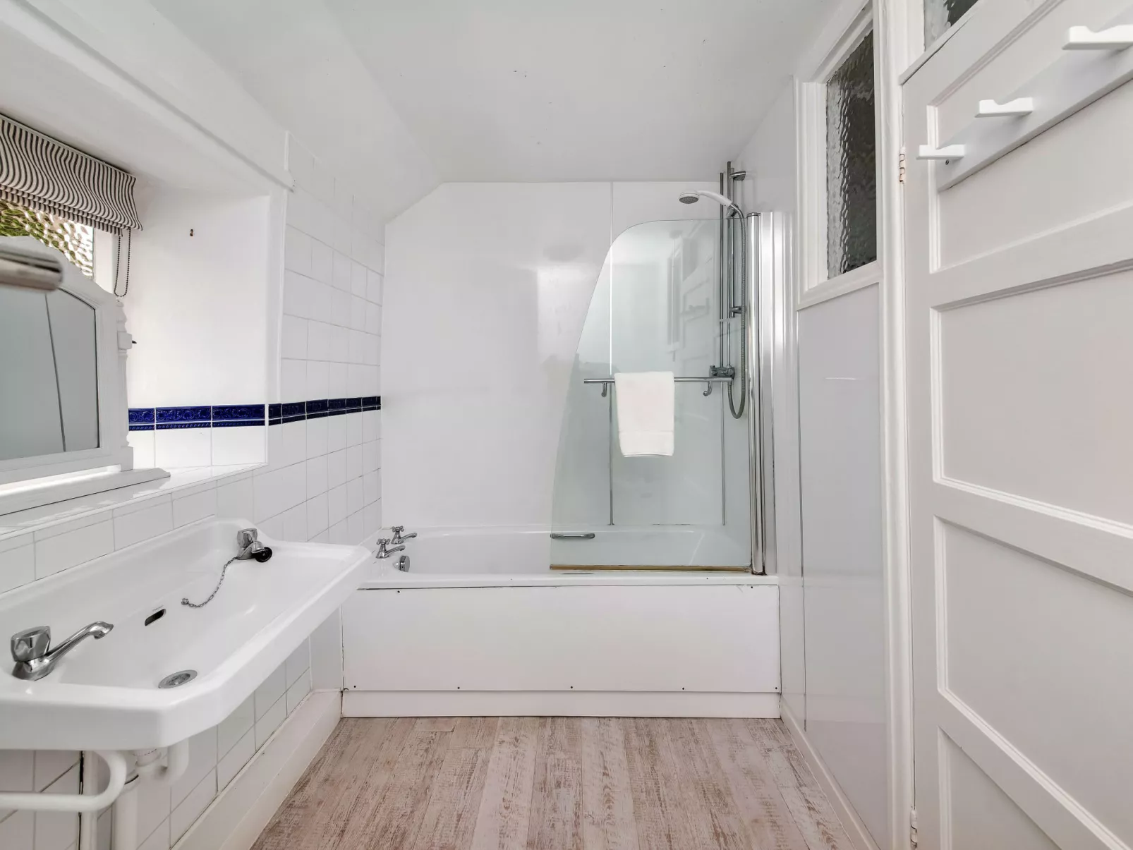 Low Green Cottage-Binnen