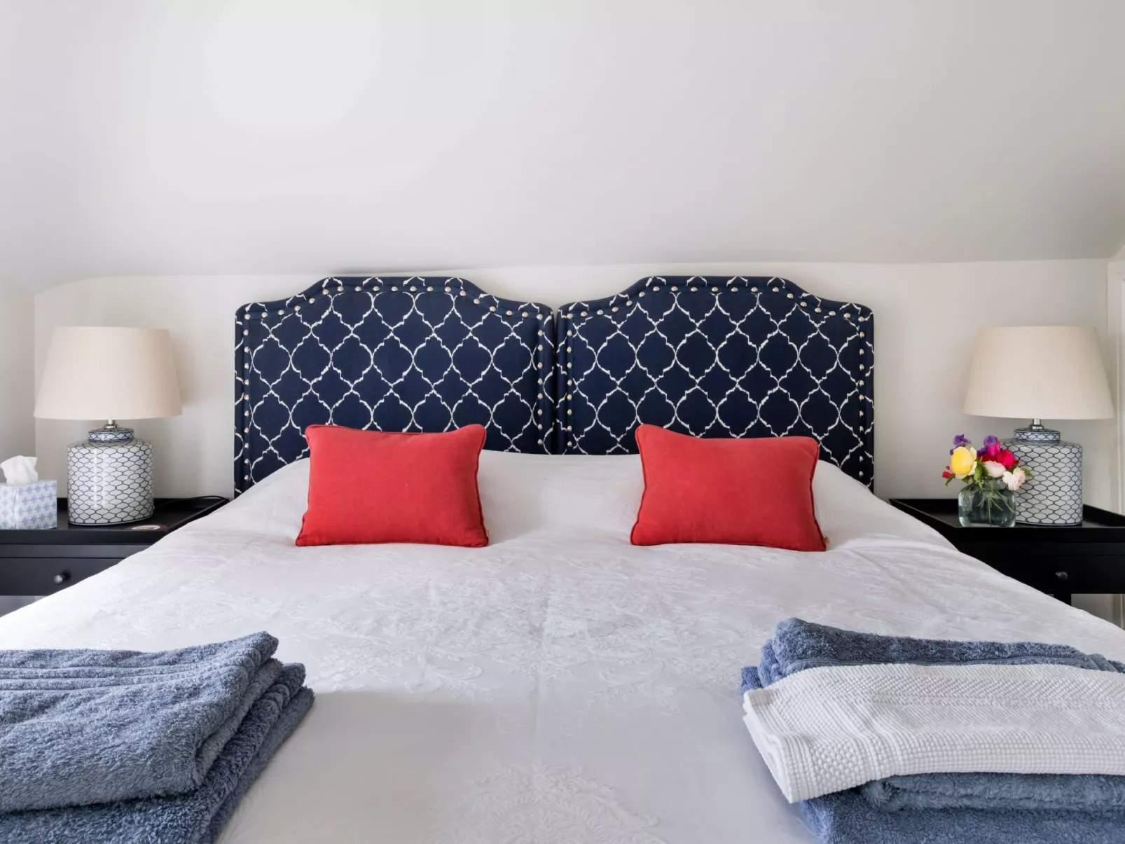 Coach House Wellbeing Retreat-Binnen