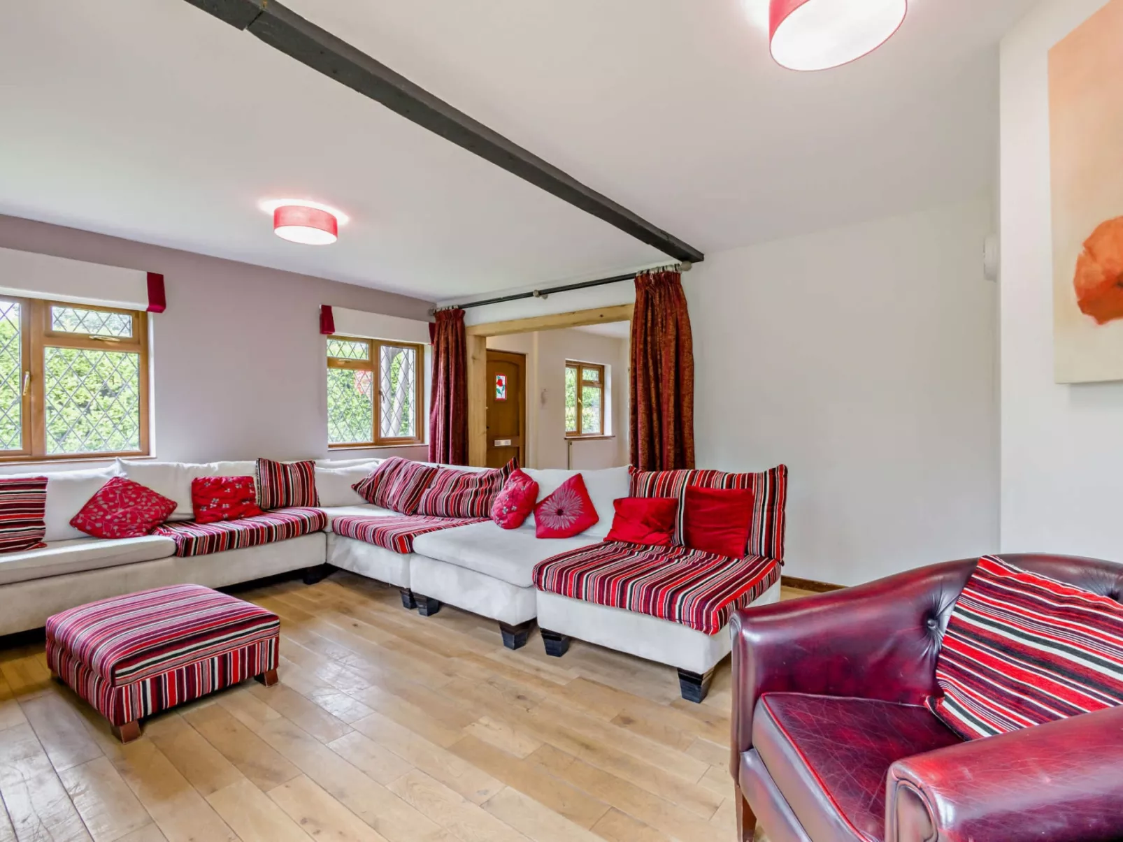 The House at No. 47-Binnen