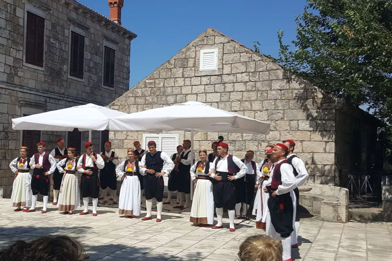 Villa Oliva - Two Bedroom Villa with Terrace and Swimming pool-Uitzicht