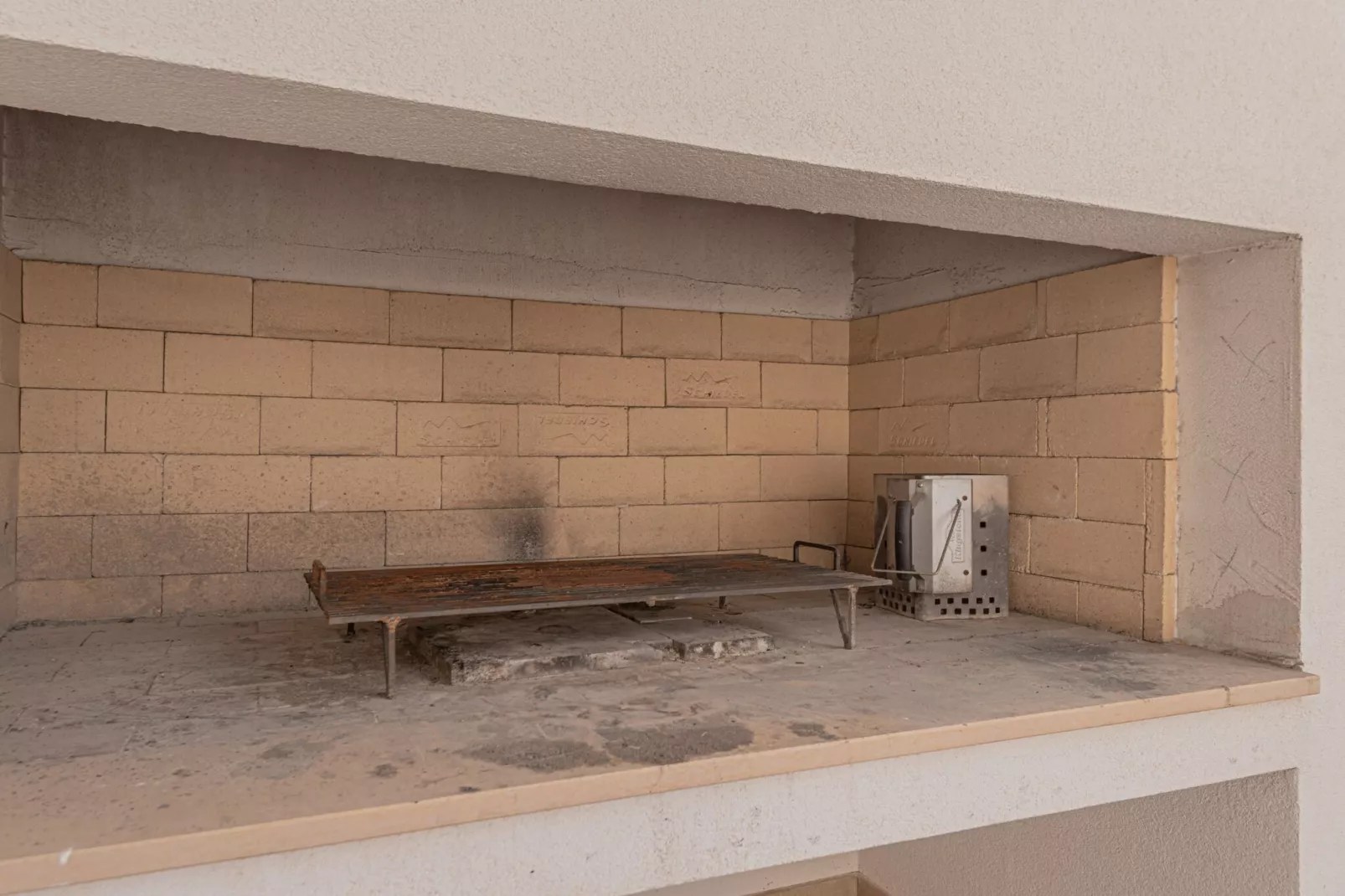 Four-Bedroom Villa With Pool-Buitenlucht