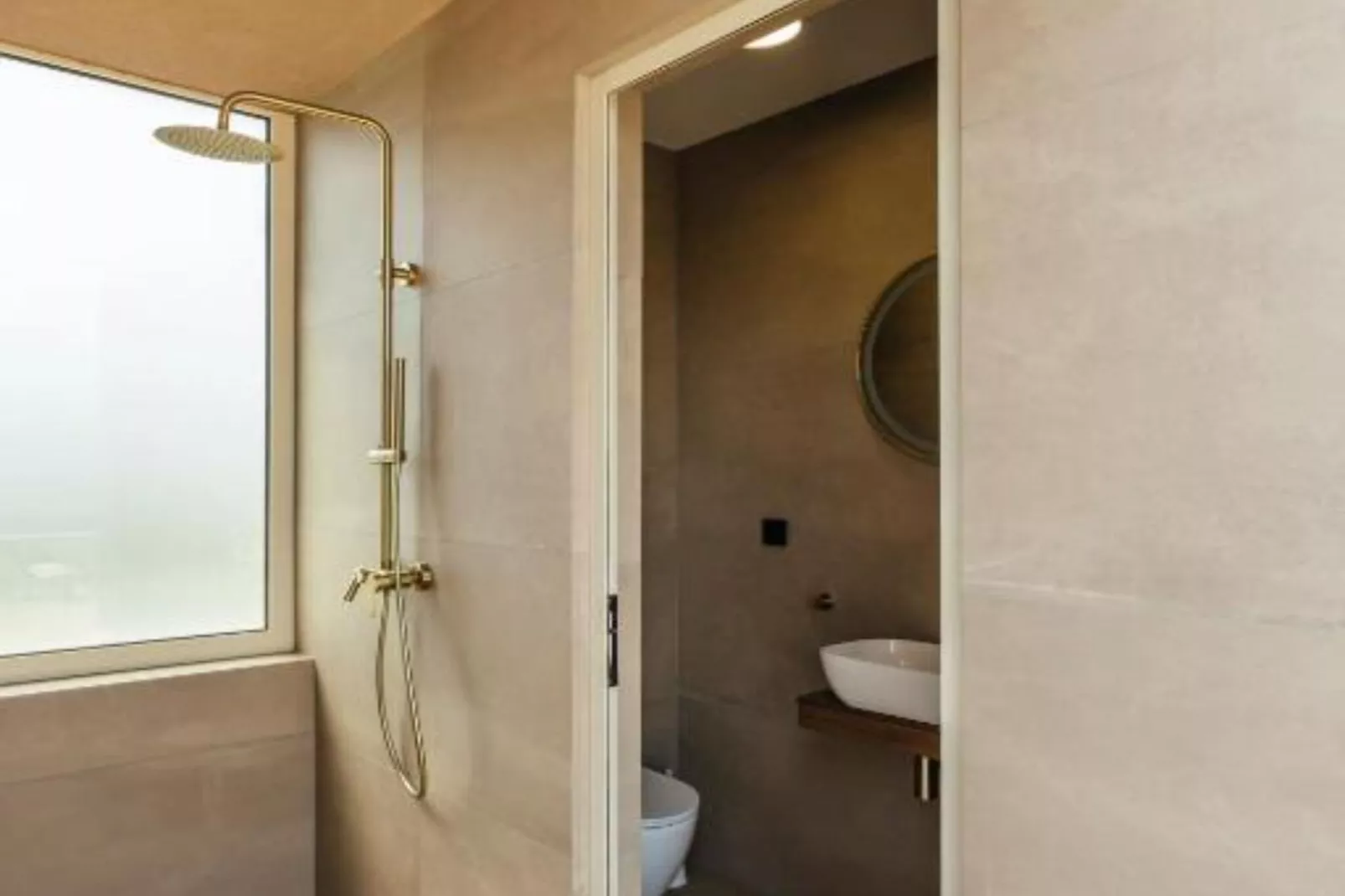 Luxury Villa Lara with Heated Pool, Hot-Tub and Sauna - Six Bedroom Villa with Pool-Badkamer