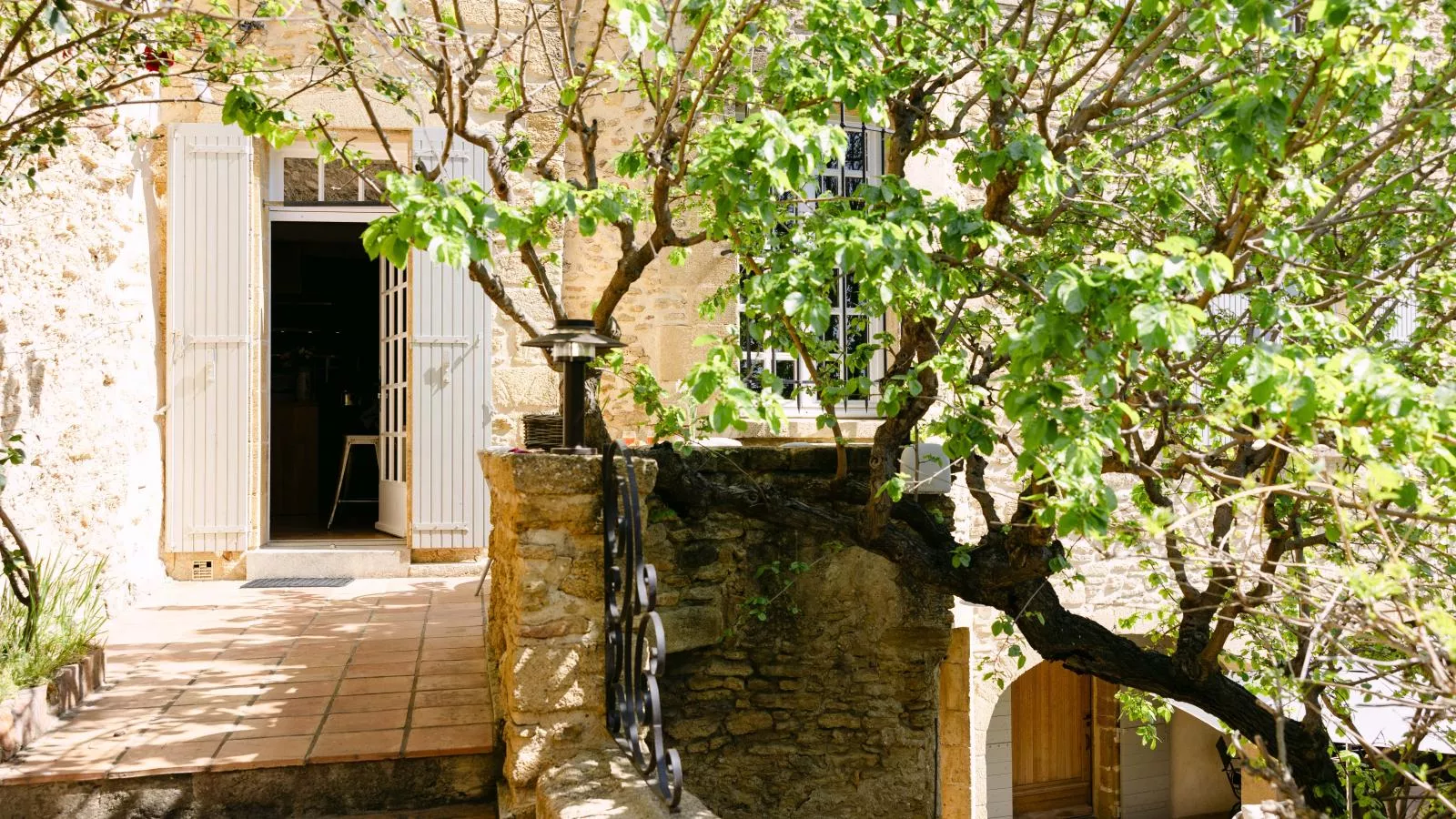 Chateau la Perle-Tuinen zomer