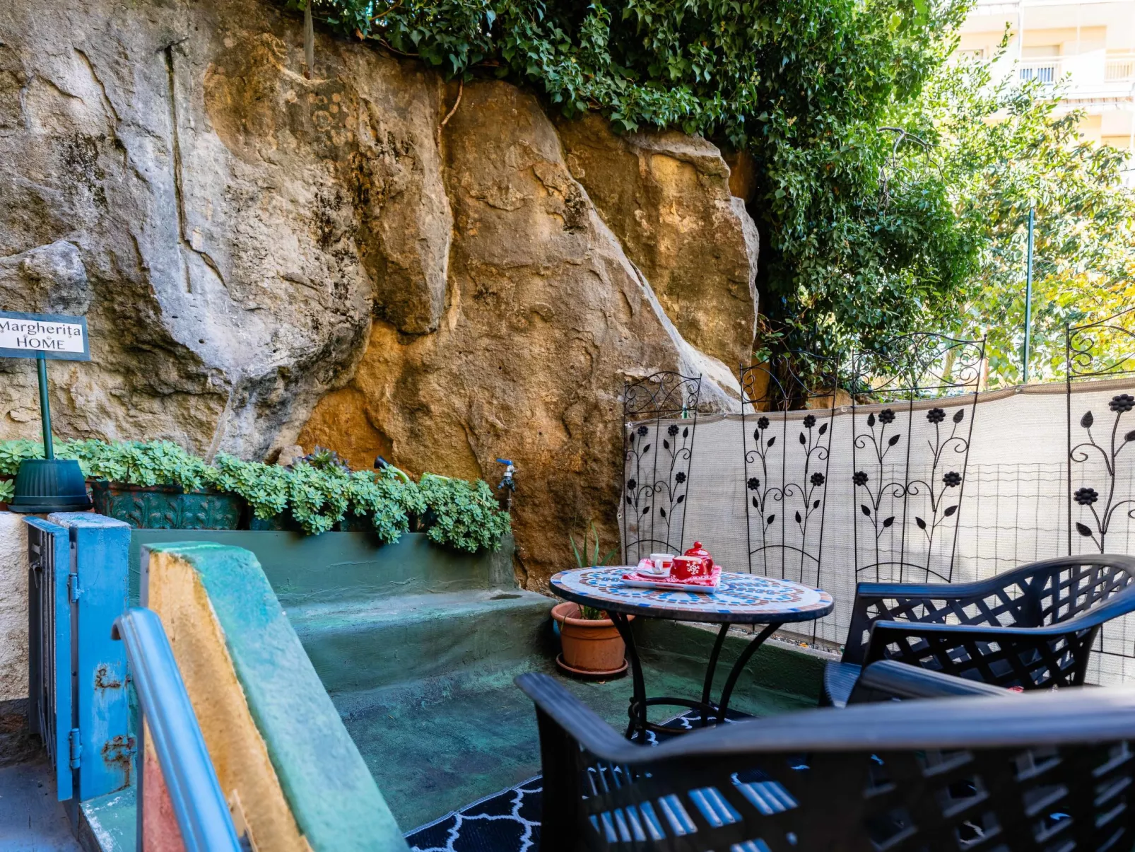 Margherita Home-Buiten