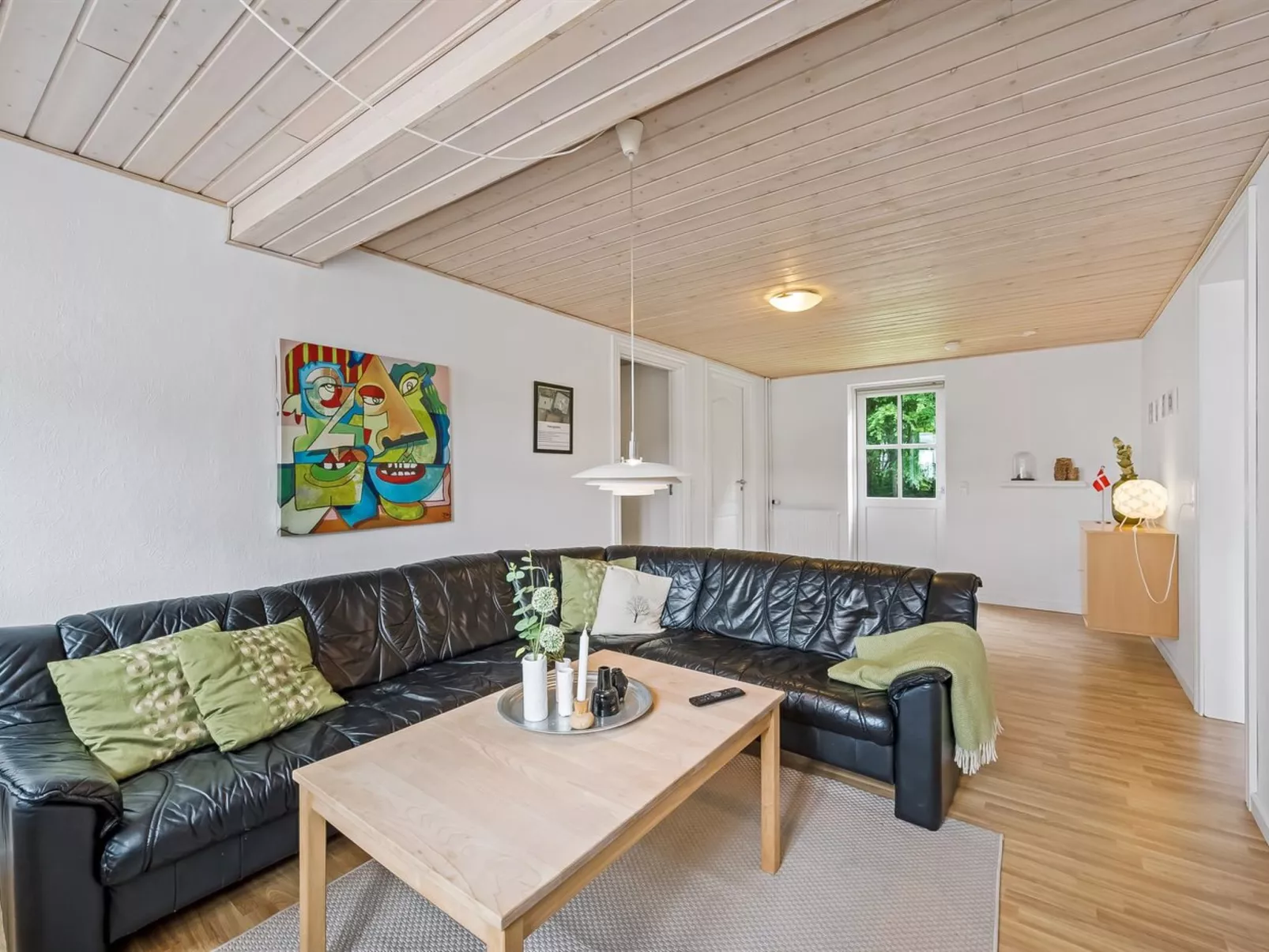 "Edine" - 4.5km from the sea-Binnen