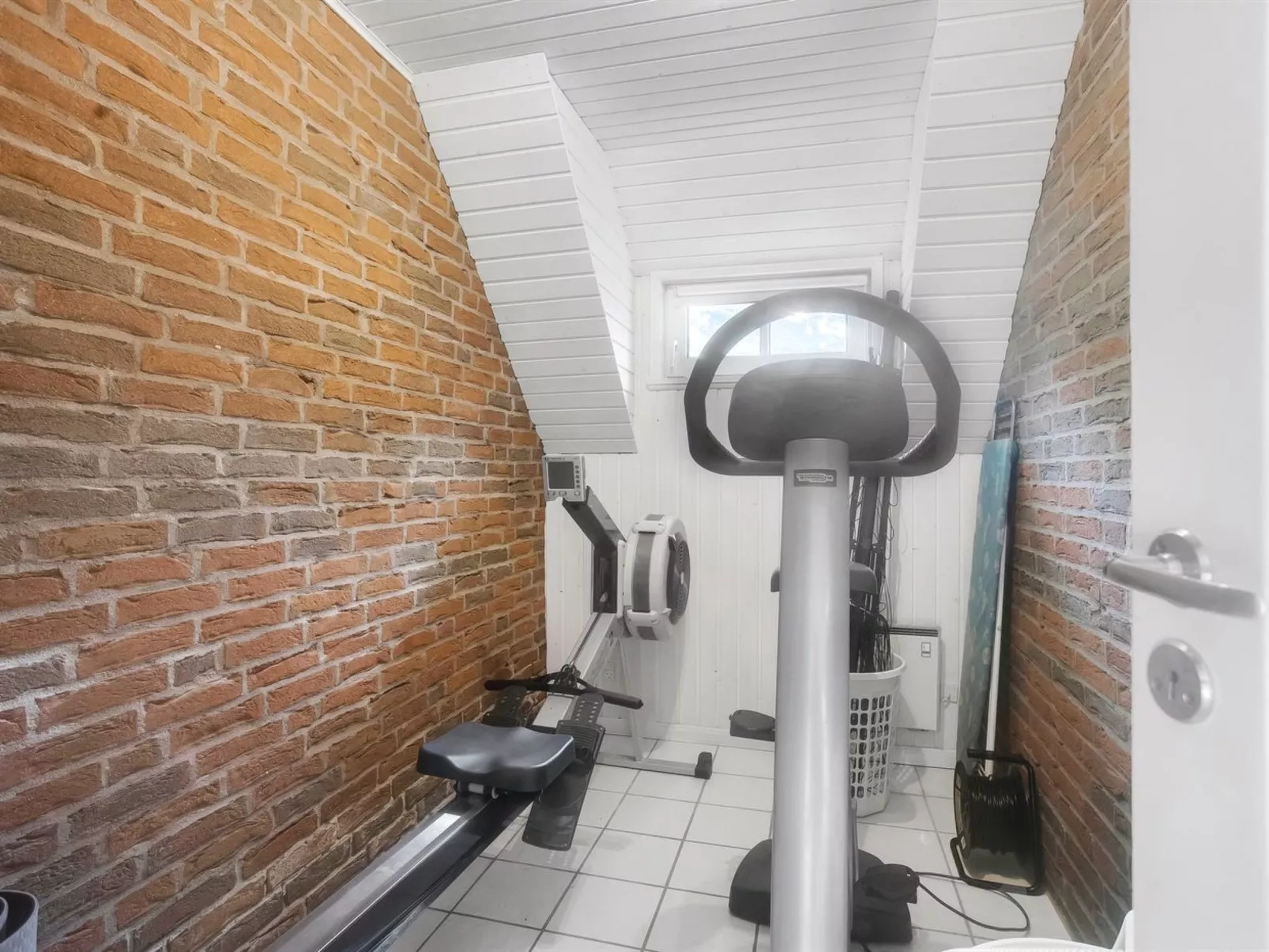 "Pauna" - 50m from the sea-Binnen