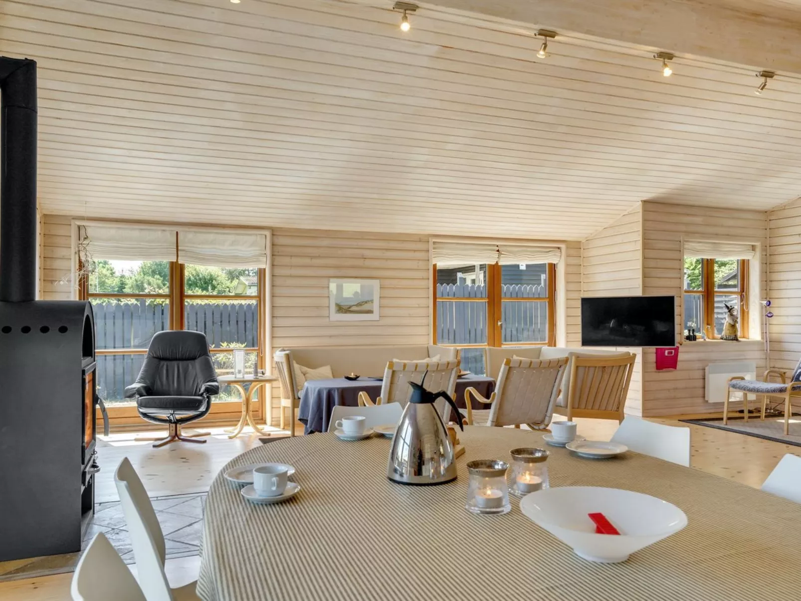 "Øthkil" - 93m from the sea-Binnen