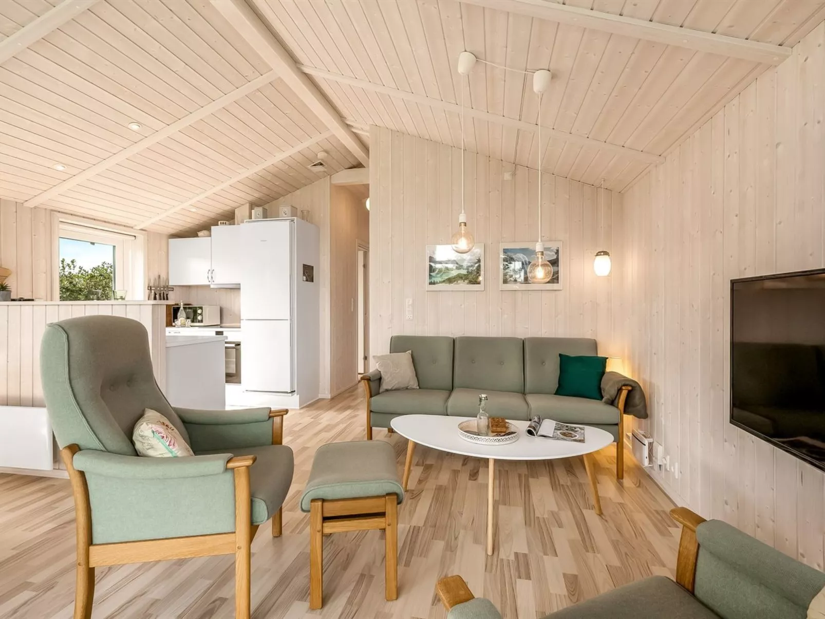 "Tanna" - 330m to the fjord-Binnen