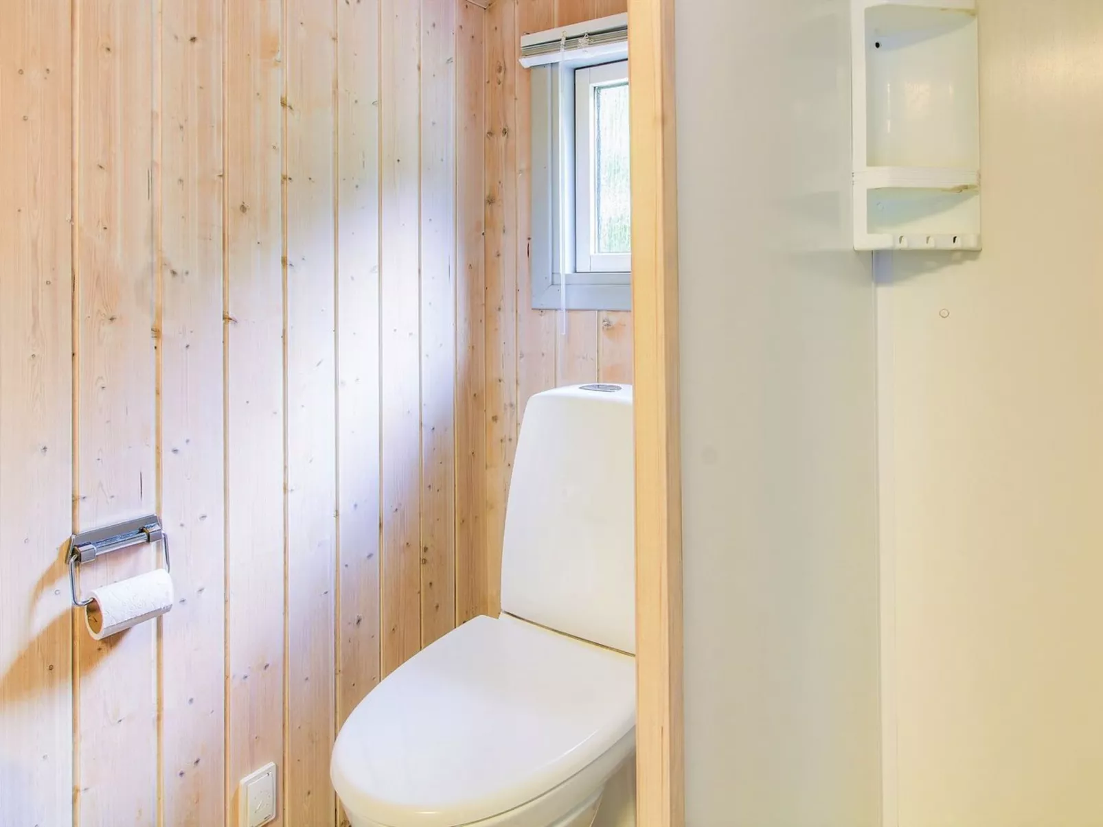 "Frederikke" - 28km from the sea-Binnen