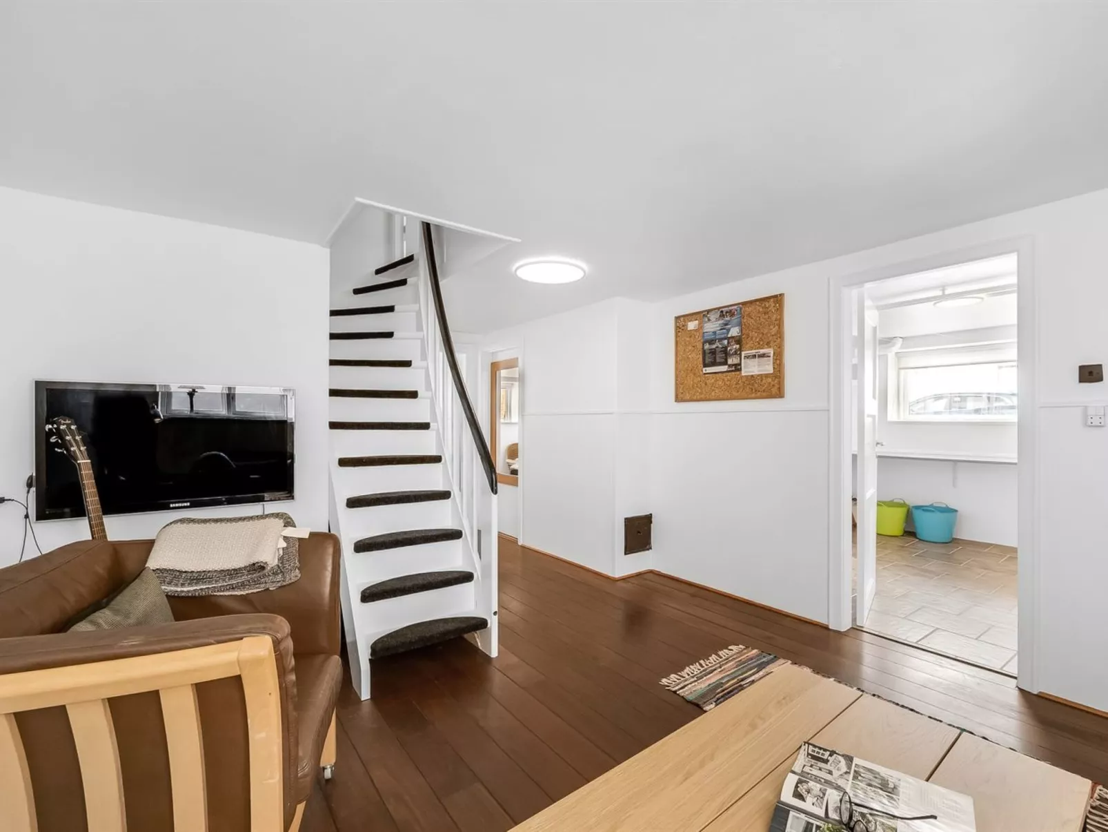 "Eluisa" - 300m from the sea-Binnen