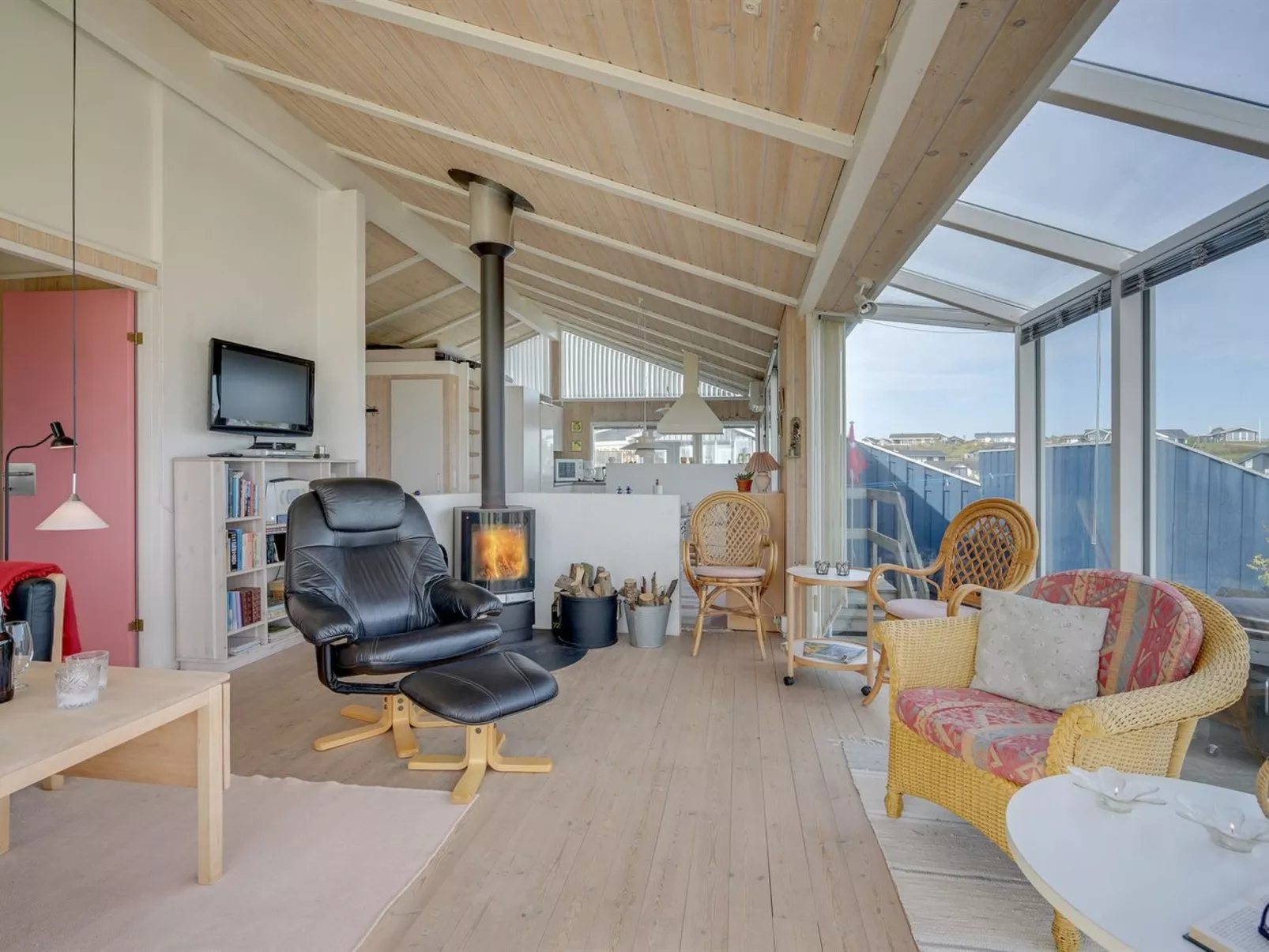 "Rajna" - 95m to the fjord-Binnen