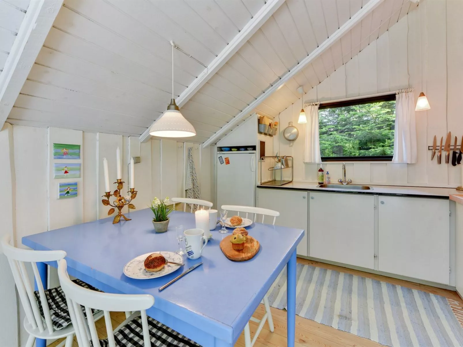 "Alika" - 200m to the fjord-Binnen