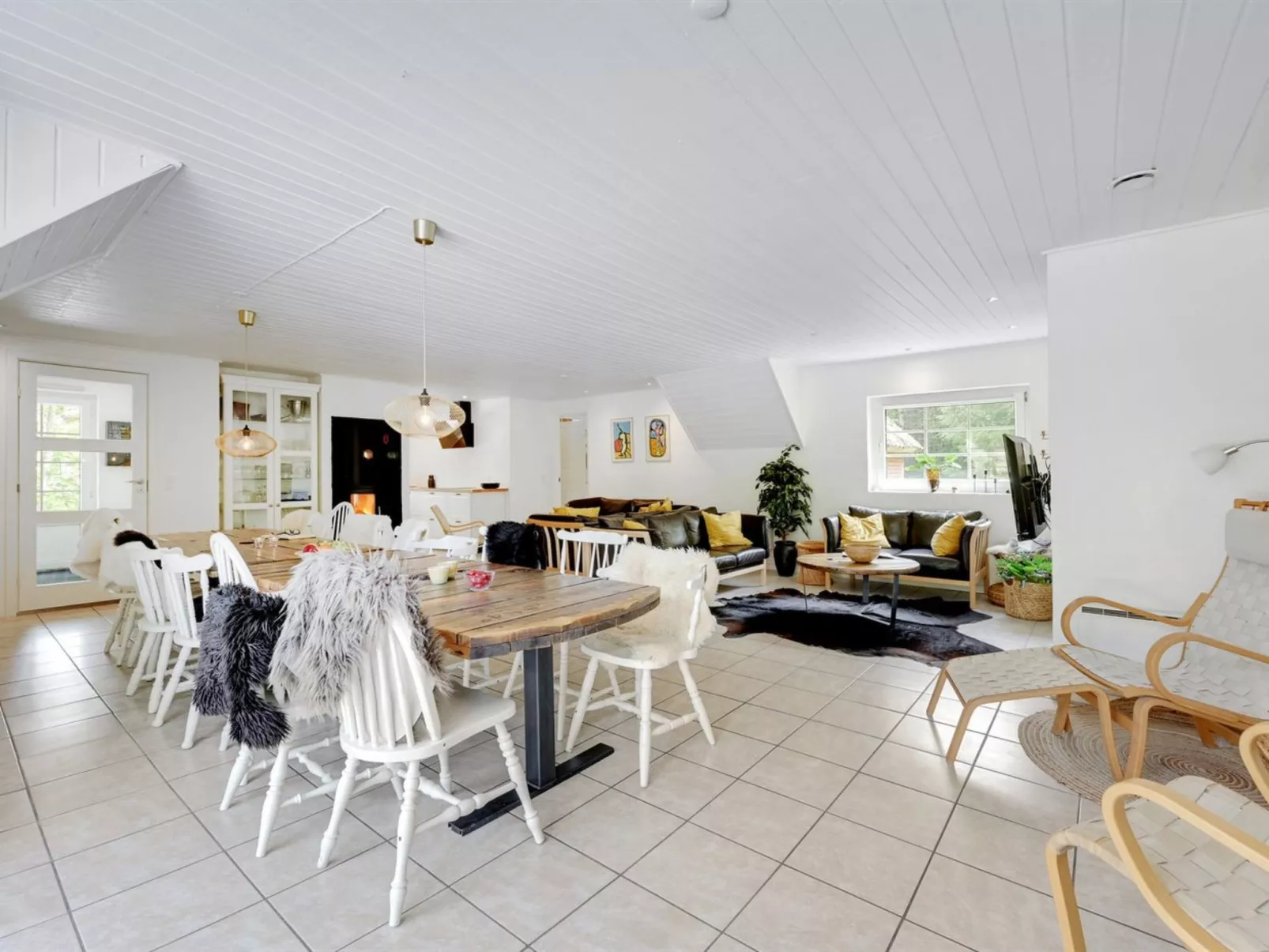 "Erla" - 2.3km from the sea-Binnen