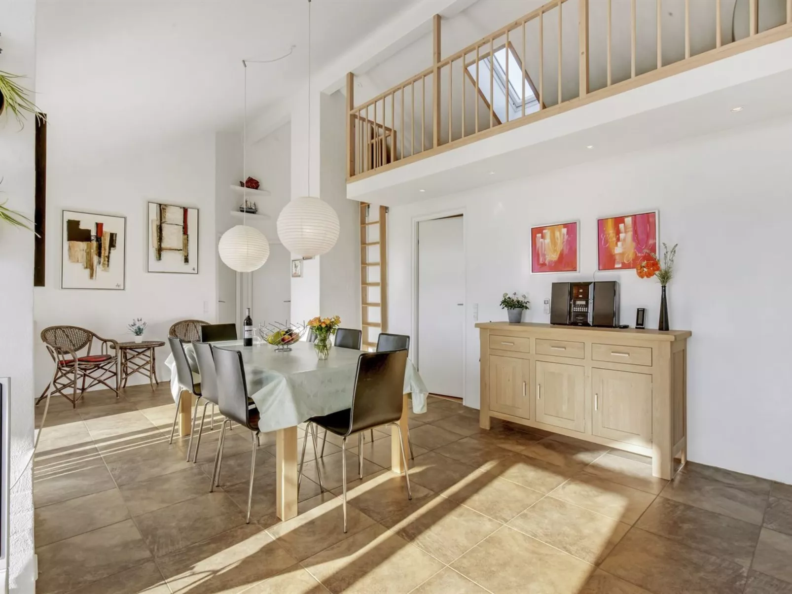 "Donka" - 300m to the fjord-Binnen