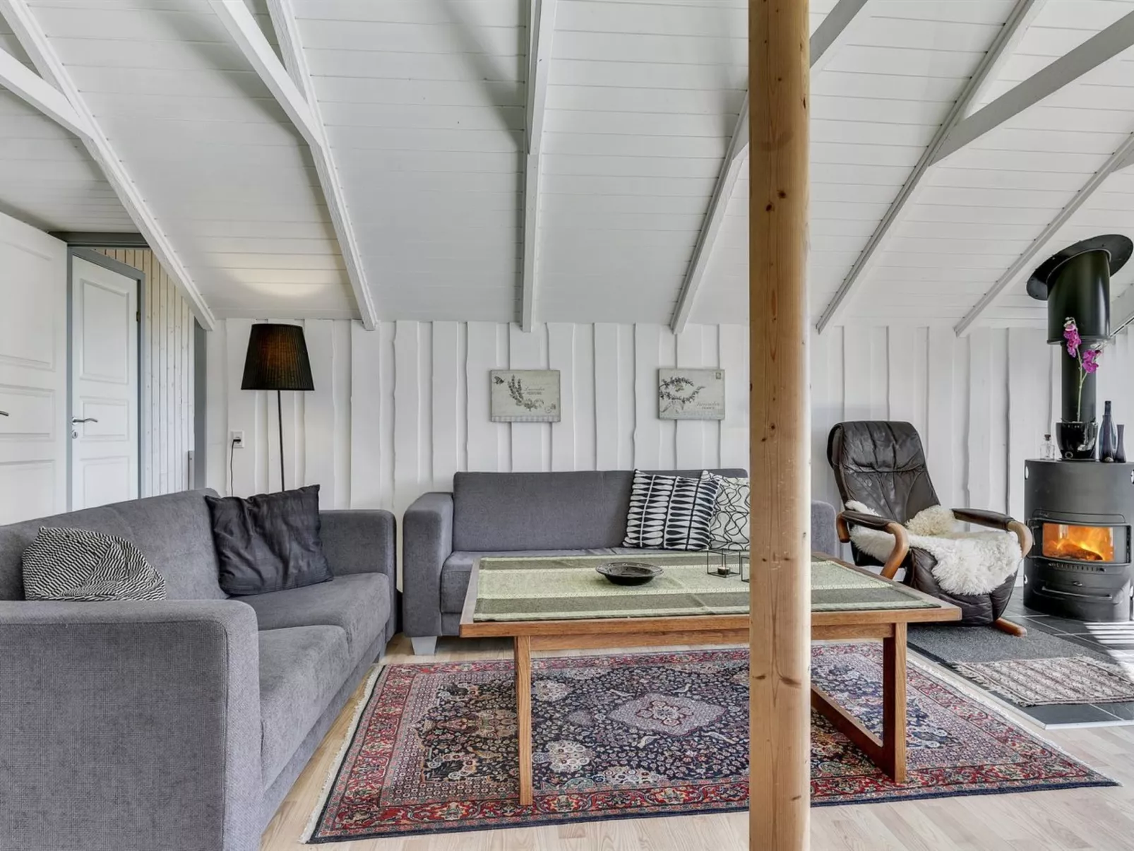 "Katrina" - 50m to the fjord-Binnen