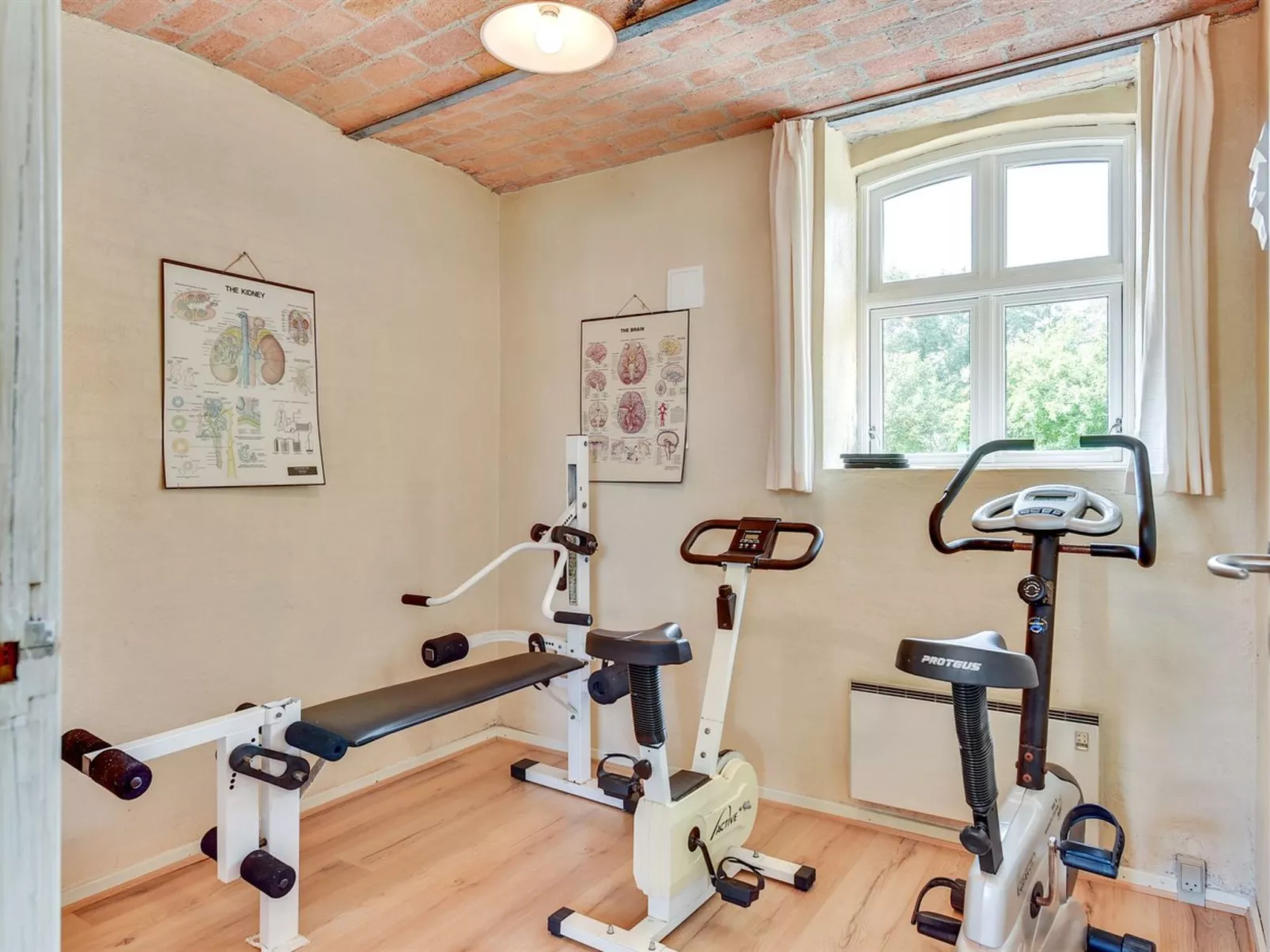 "Tilla" - 600m from the sea-Binnen