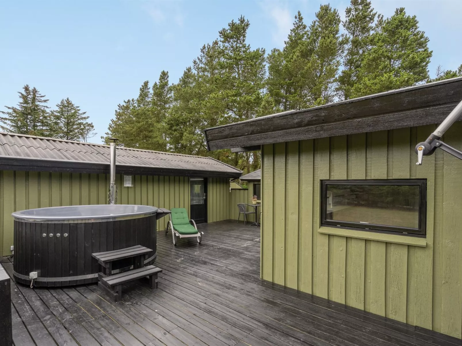 "Glenda" - 3km from the sea-Binnen