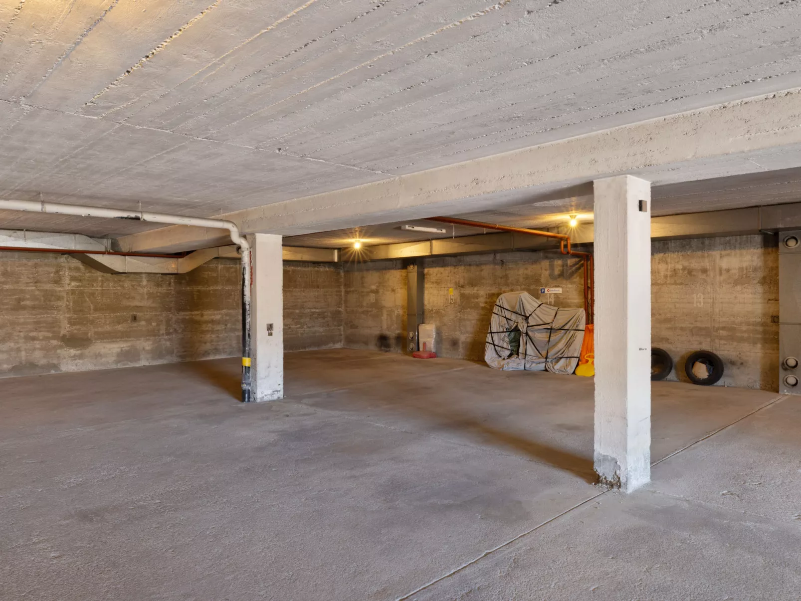 Marigny Dent-Blanche 9-8-Binnen