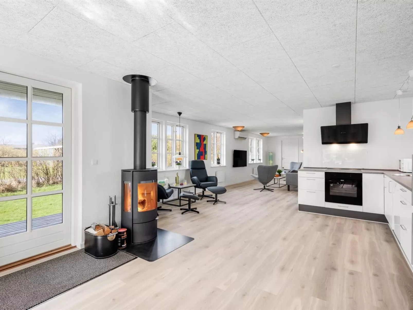 "Torhild" - 700m from the sea-Binnen