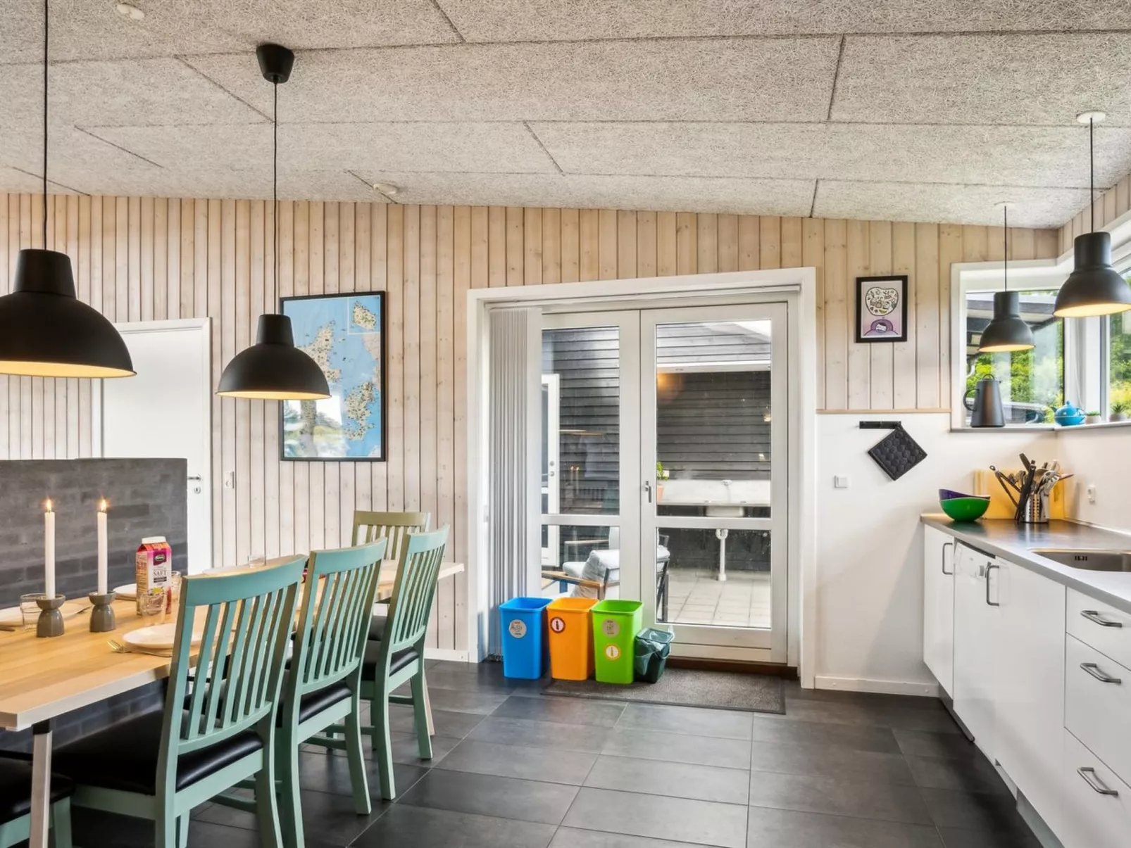 "Gloria" - 500m from the sea-Binnen