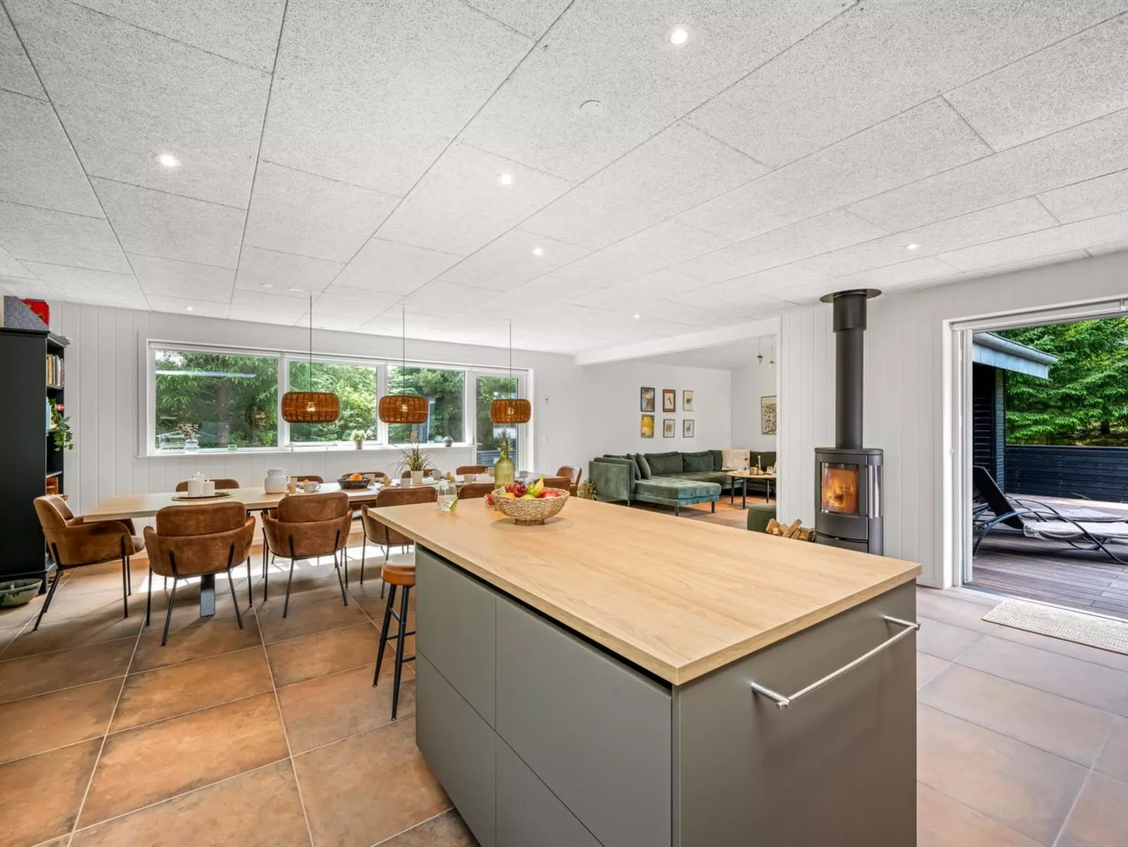 "Baggi" - 900m from the sea-Binnen