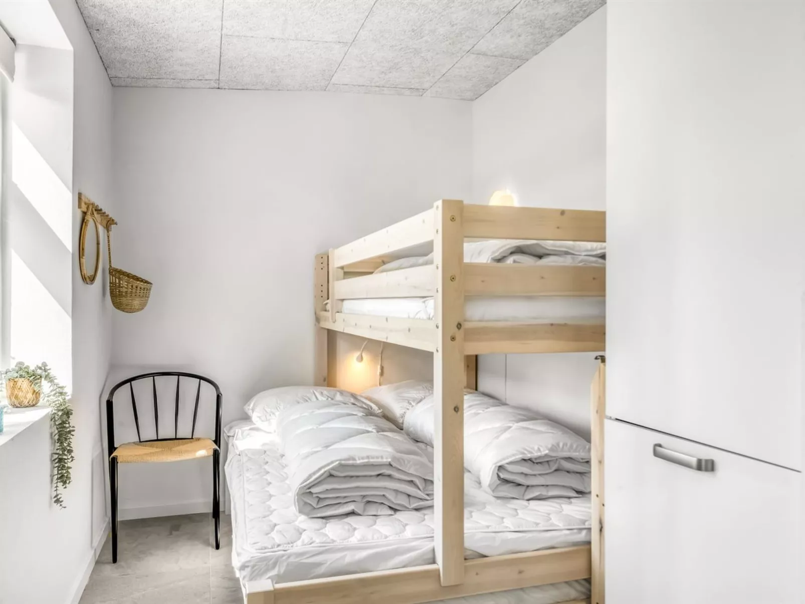 "Josina" - 1.8km from the sea-Binnen