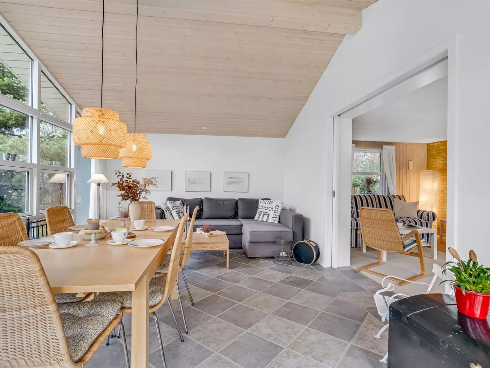 "Oddi" - 500m from the sea-Binnen