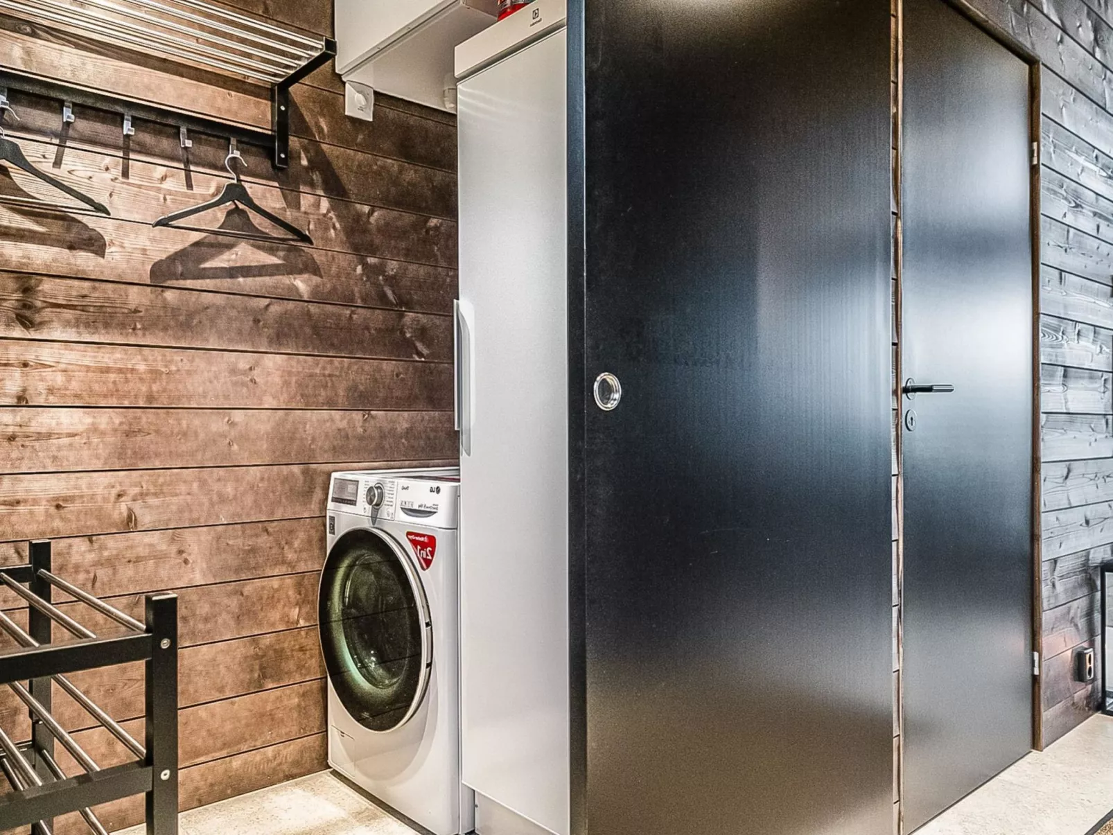 Villa voimapolku 9 a 2-Binnen